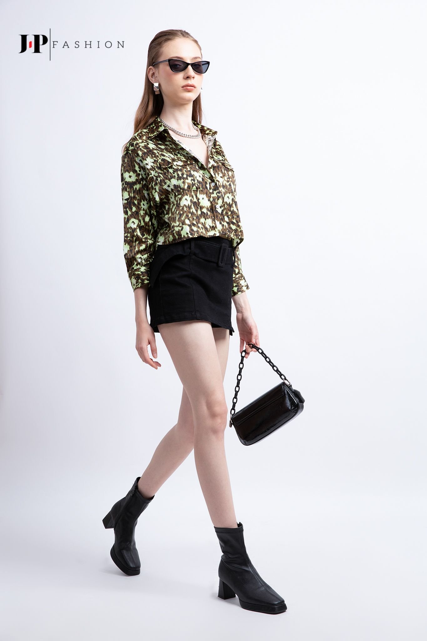 Sơ mi croptop dài tay