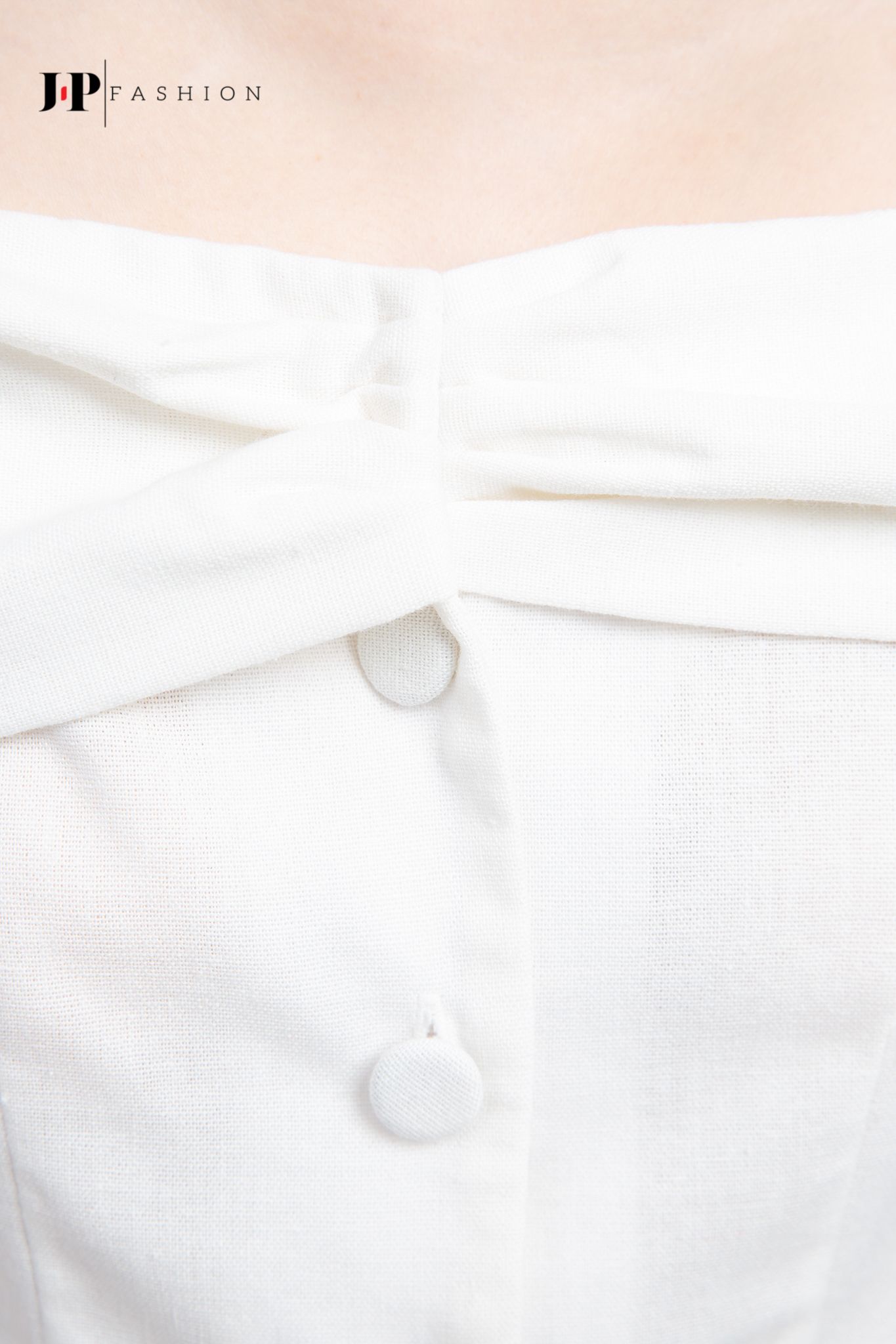 Áo kiểu ngắn tay