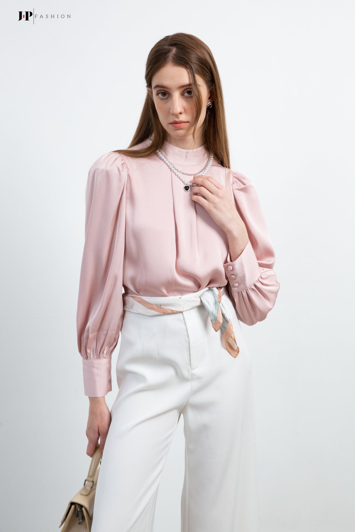 Sơ mi kiểu dài tay