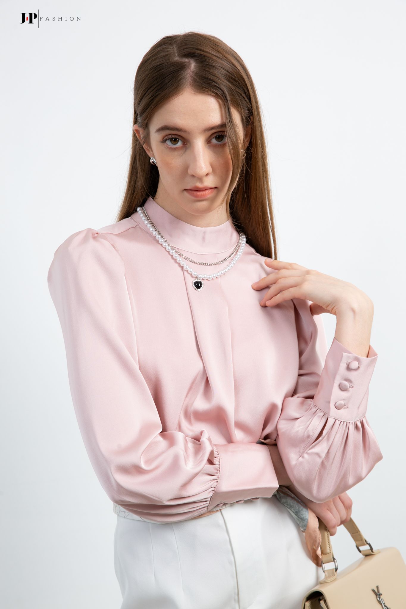 Sơ mi kiểu dài tay