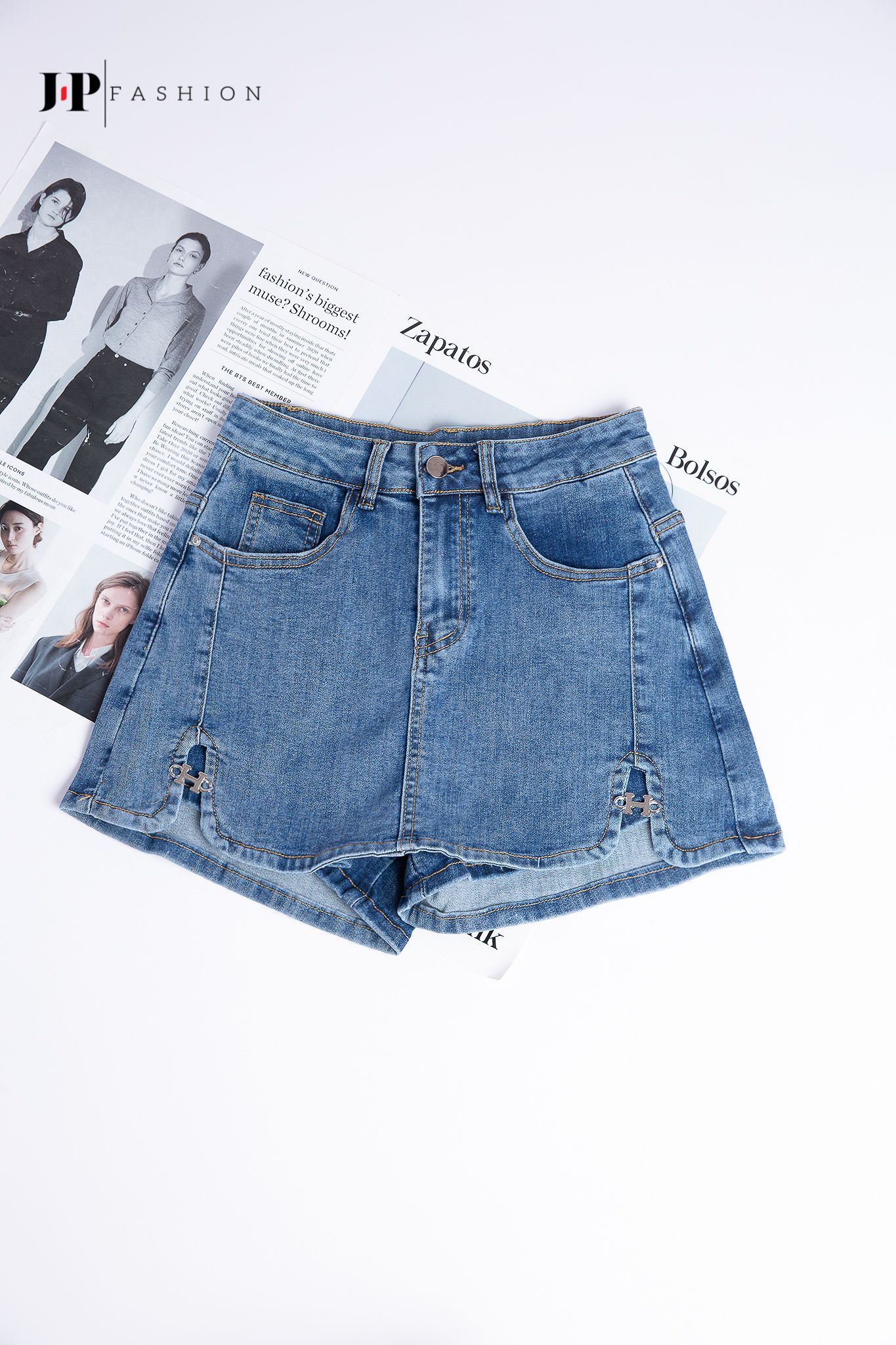 Quần short váy