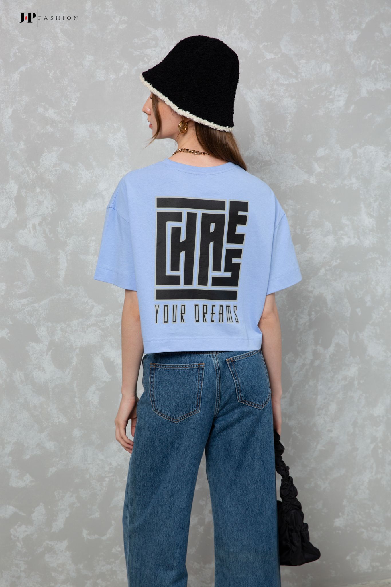 Thun chữ ngắn tay