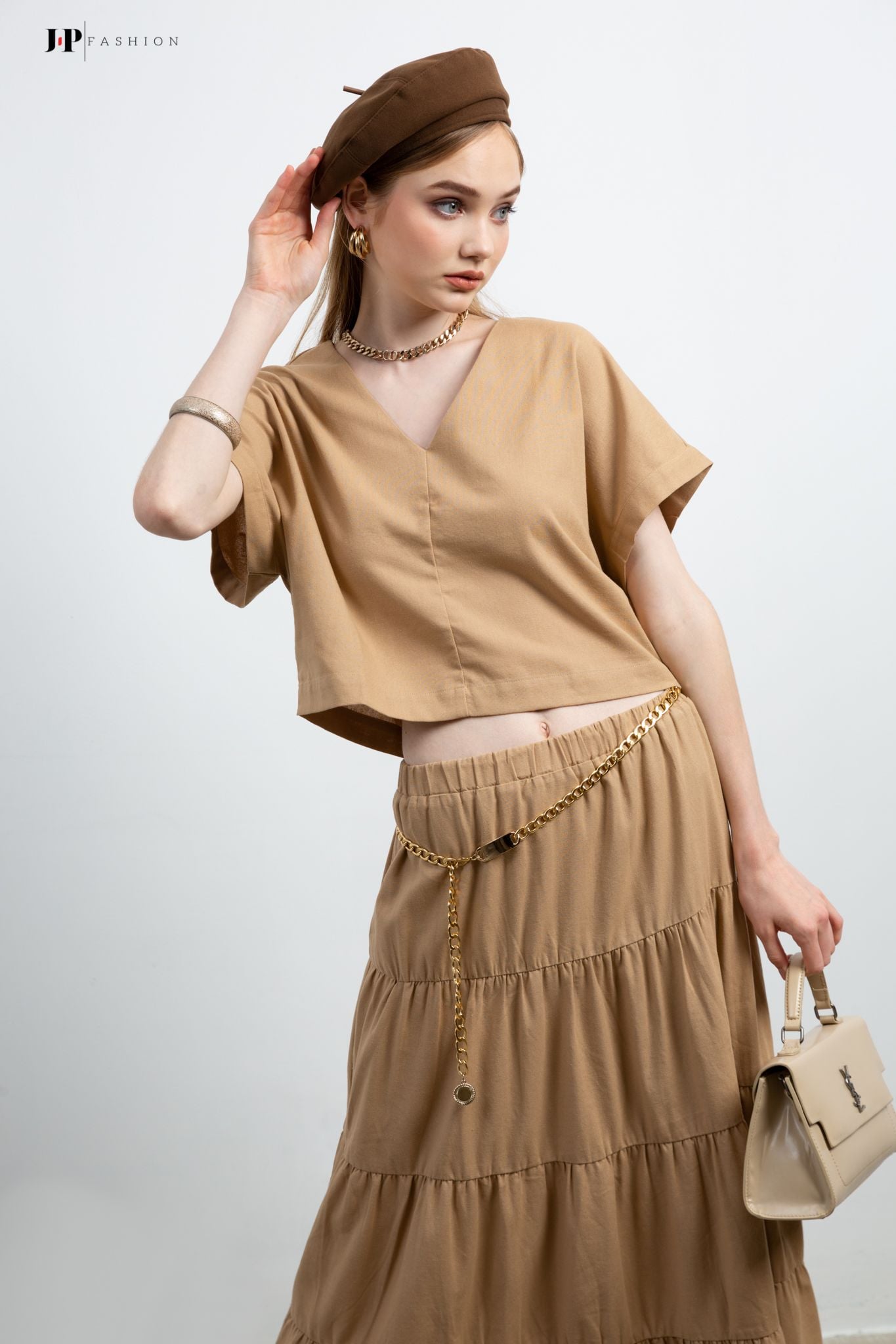 Sơ mi kiểu ngắn tay