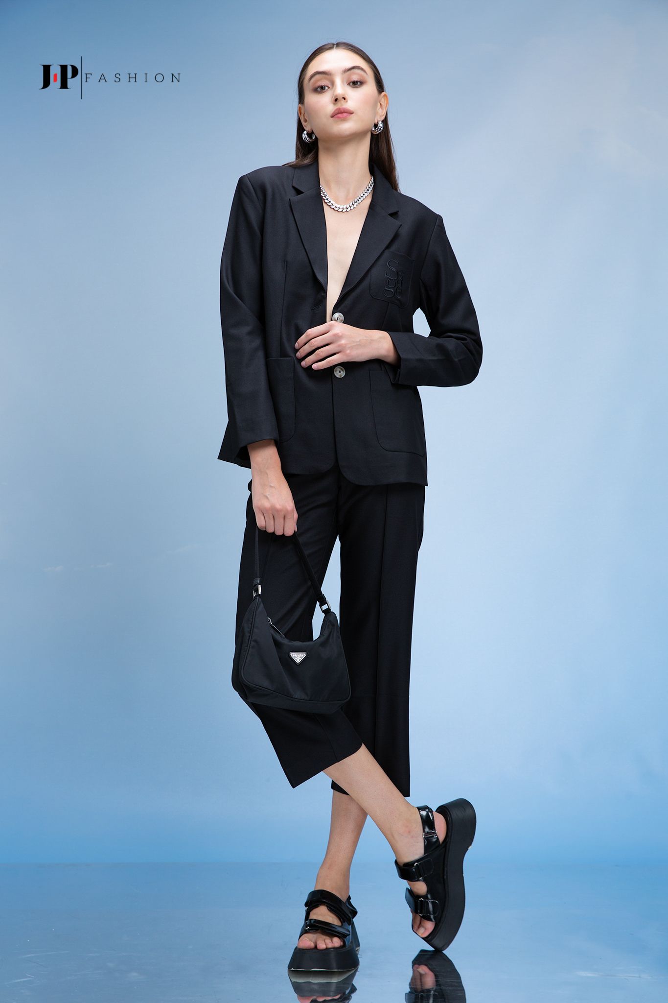 Quần nữ ống suông