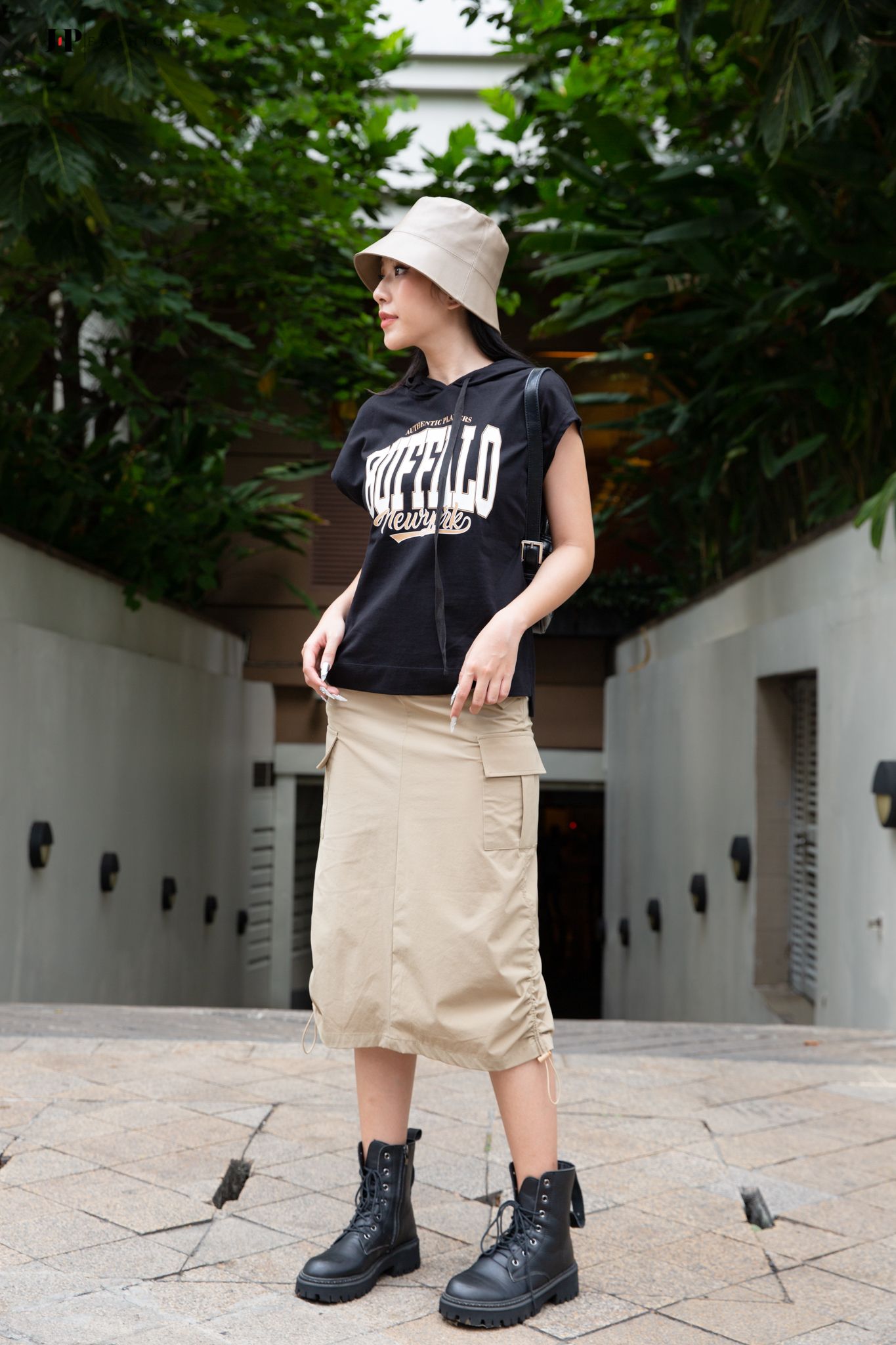 Áo thun nón sát nách