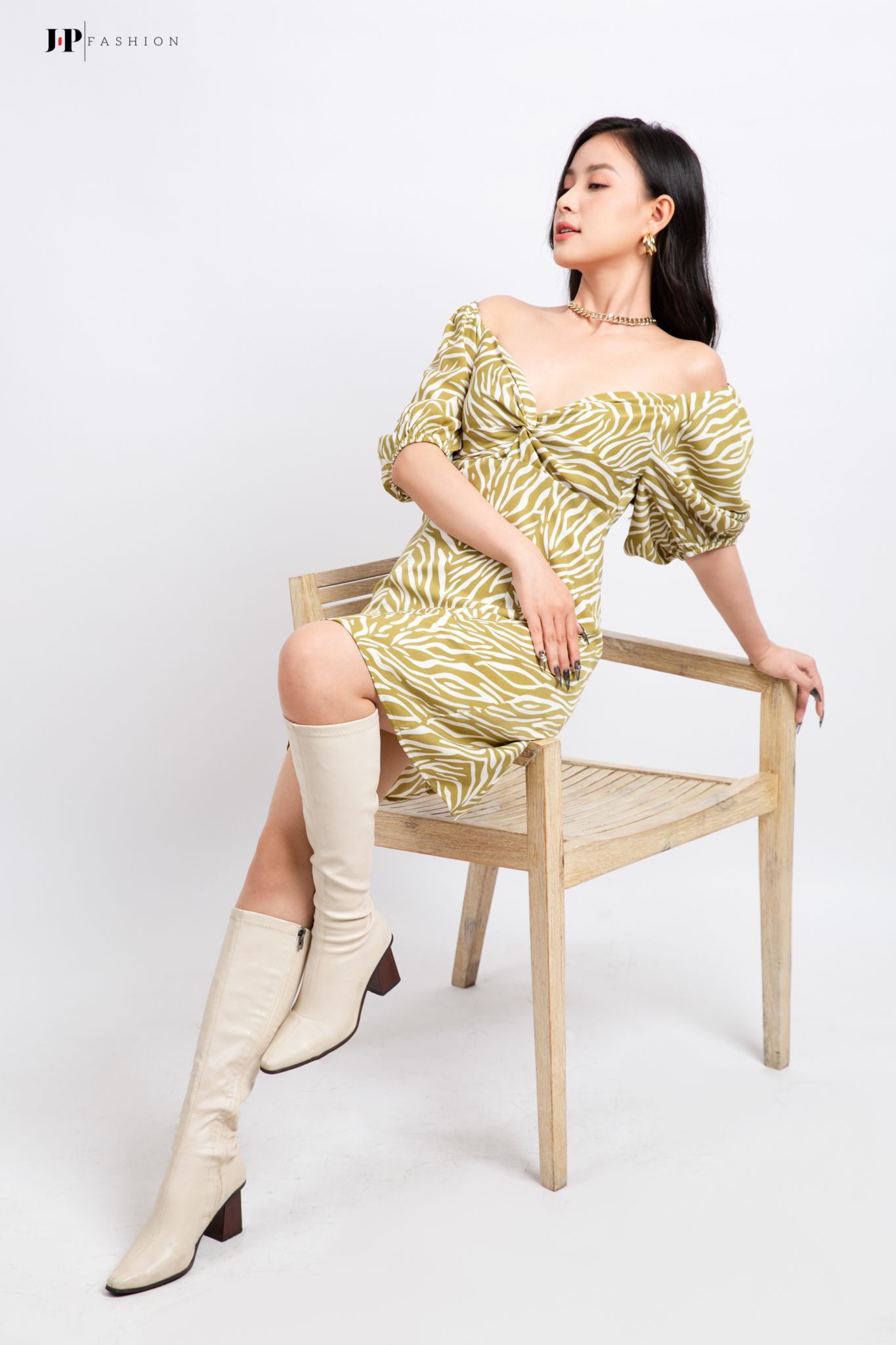 Đầm Kiểu Tay Phồng 11009115