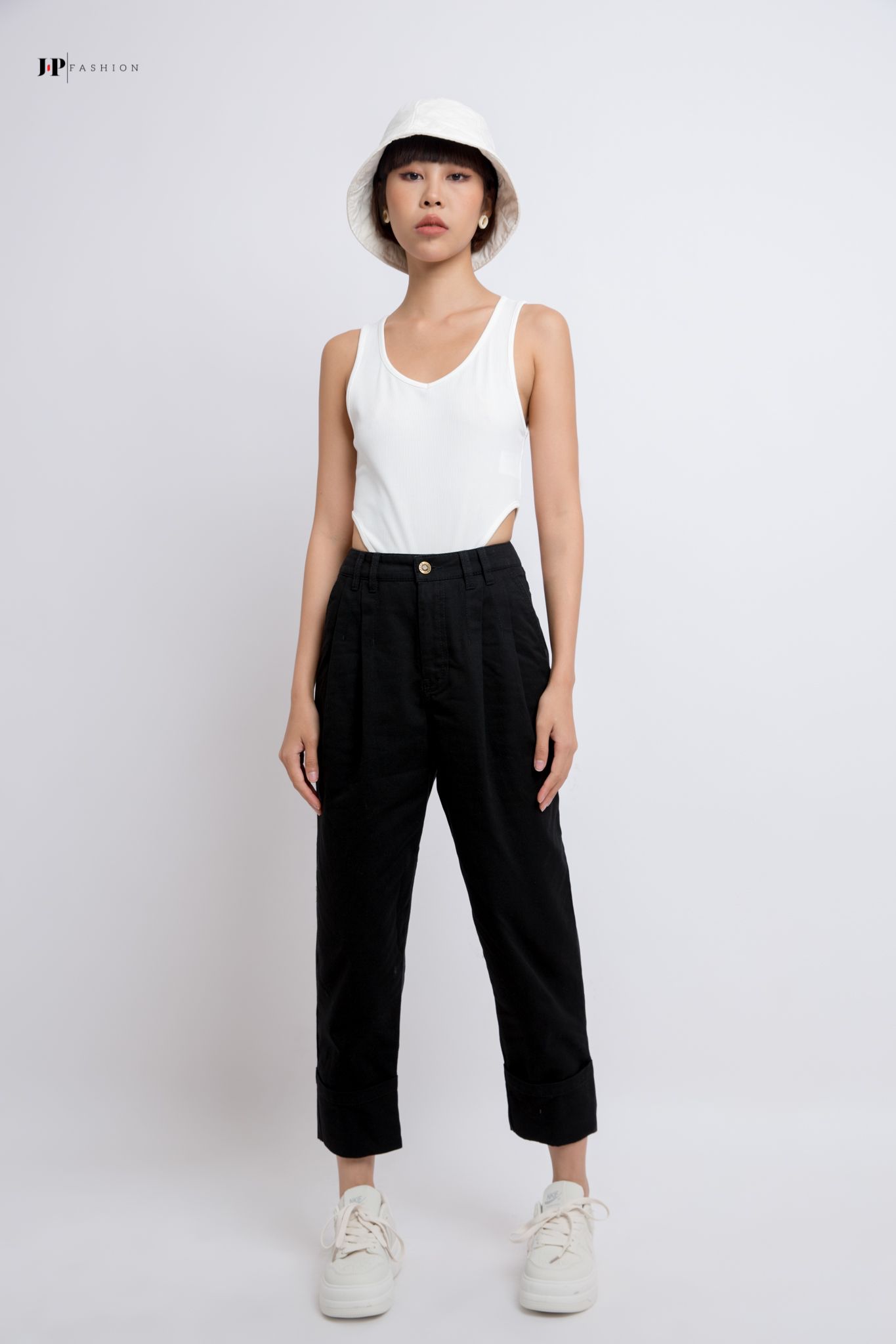 Quần baggy lửng