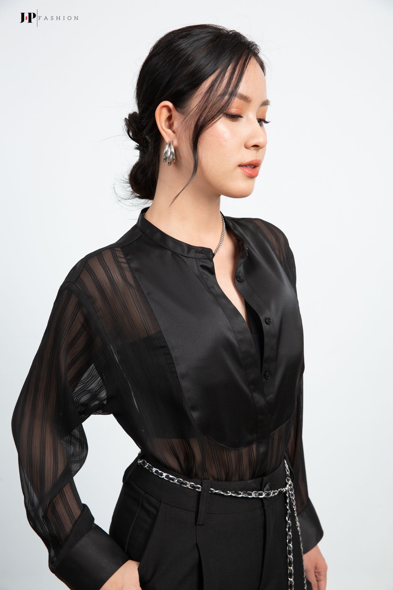 Áo sơ mi form rộng