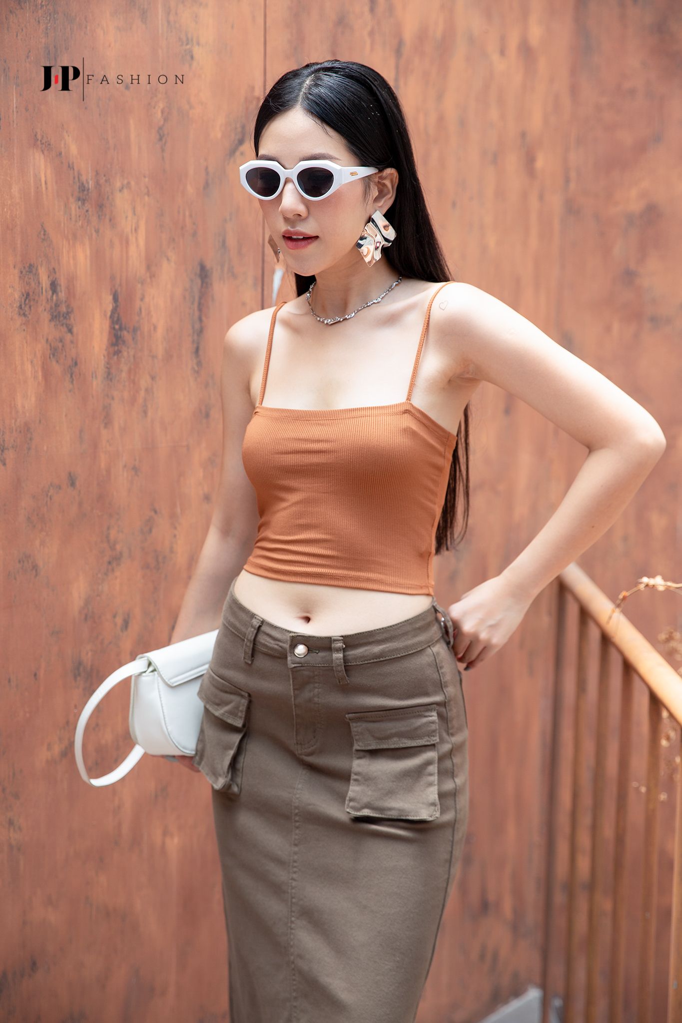 Áo thun dây