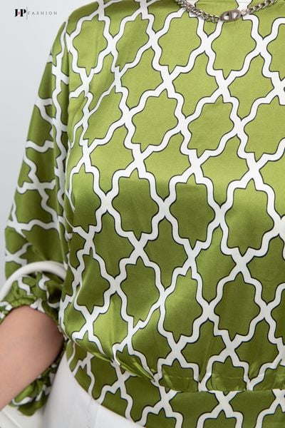 color_ Xanh họa tiết trắng
