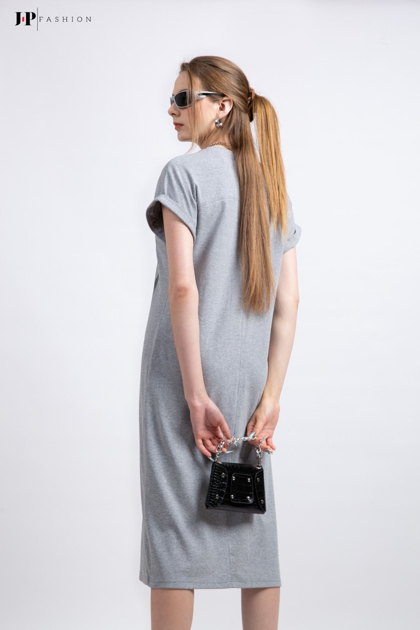 Đầm thun form suông