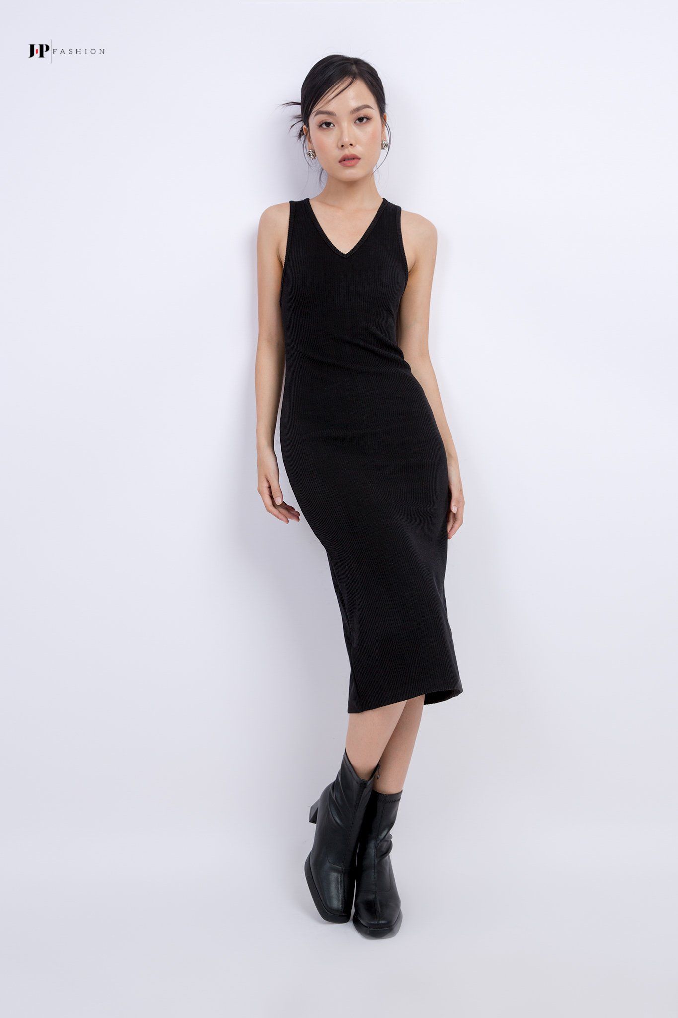 Đầm kiểu sát nách
