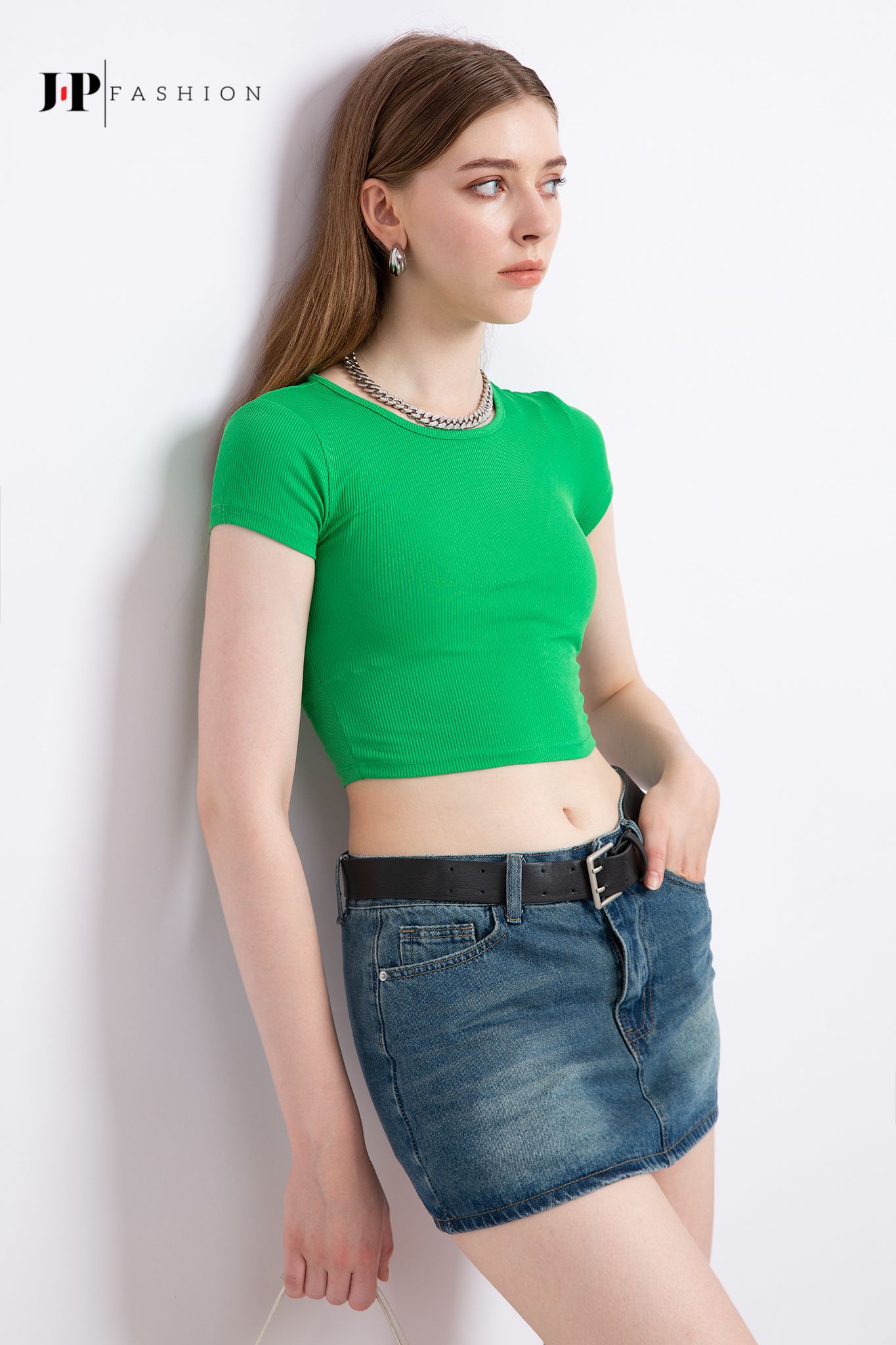 Áo thun croptop 10208140