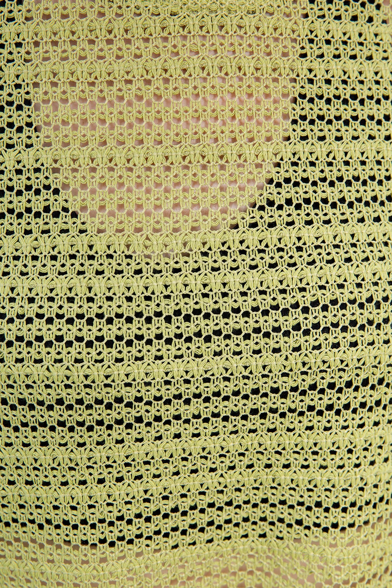 Thun kiểu ngắn tay