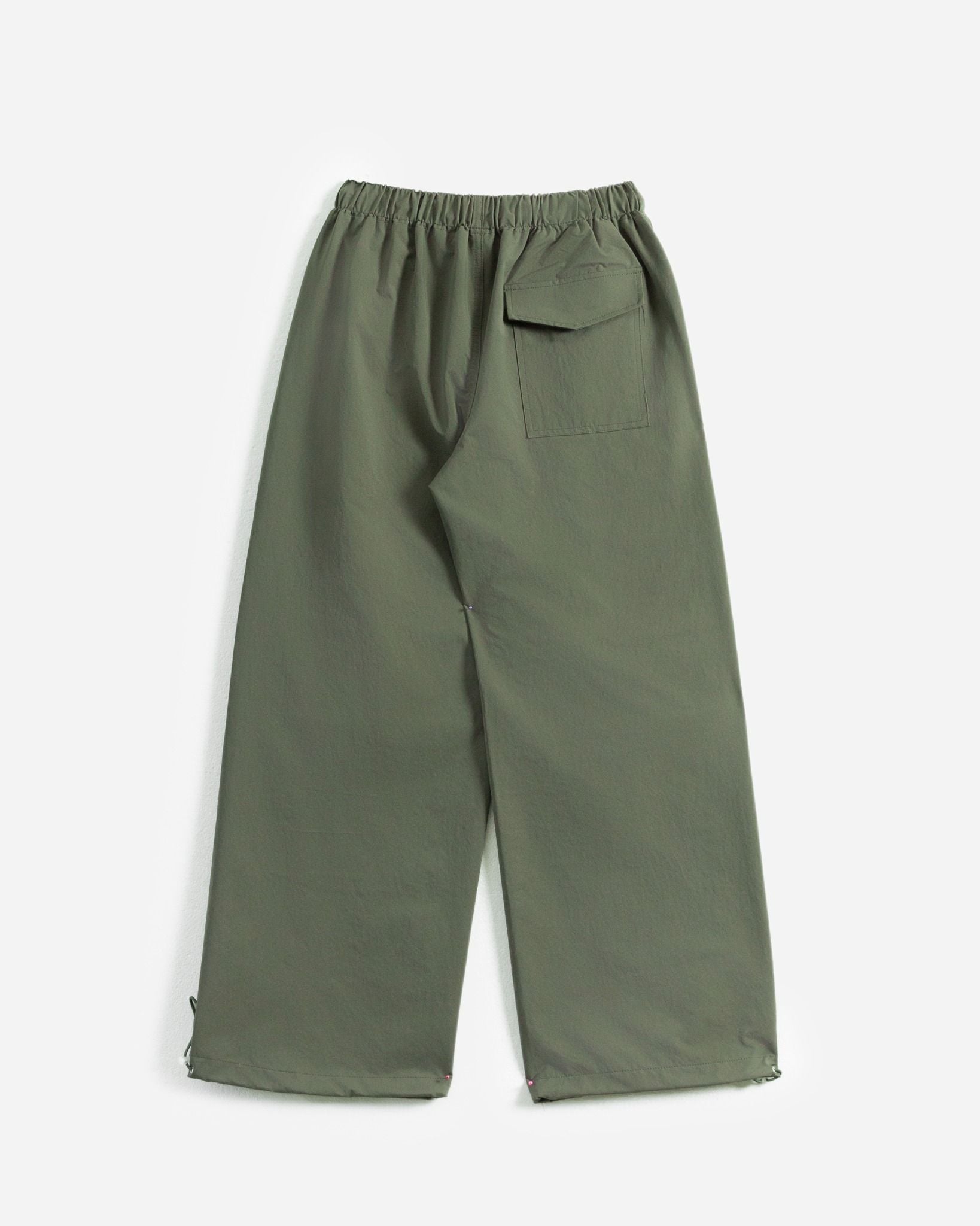 Quần Dù Ống Suông Dây Rút 19211802