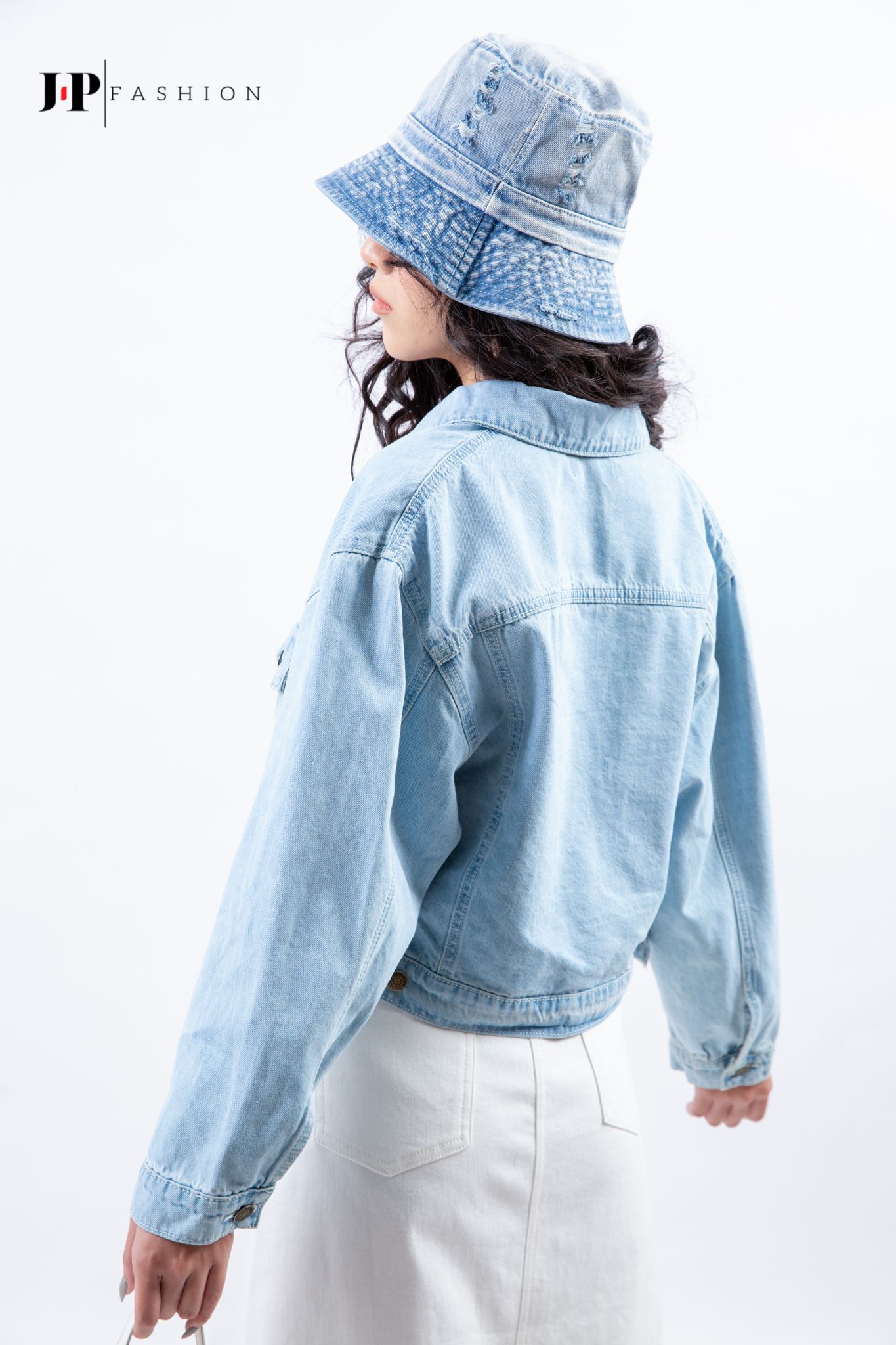Khoác jeans dài tay