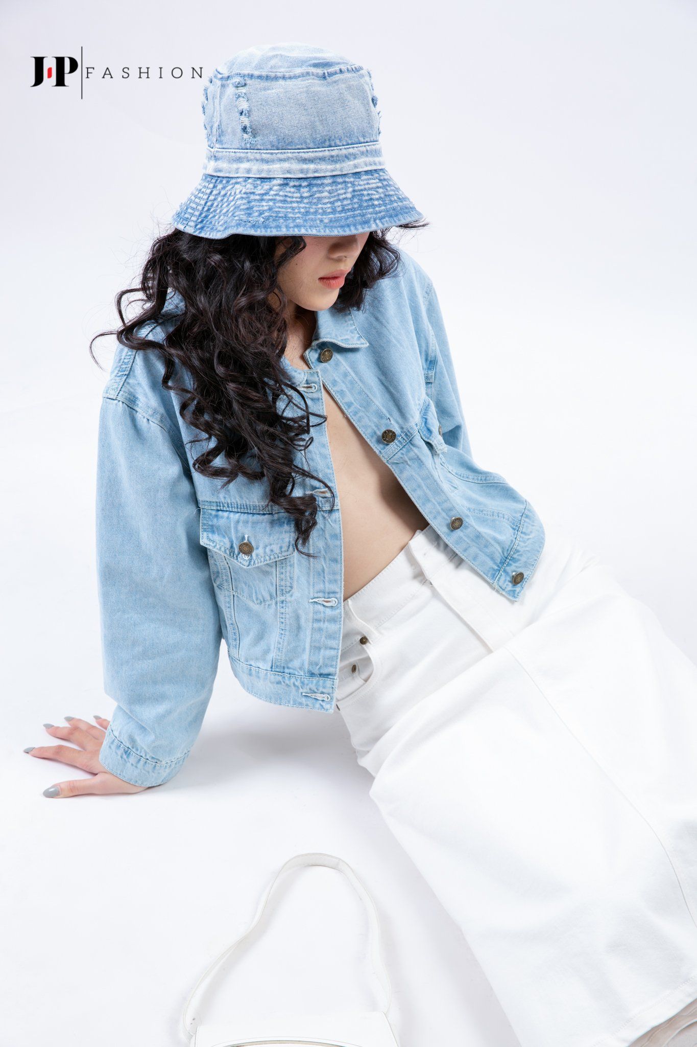 Khoác jeans dài tay
