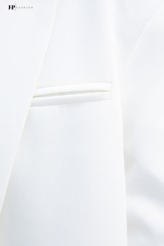 Khoác vest form rộng
