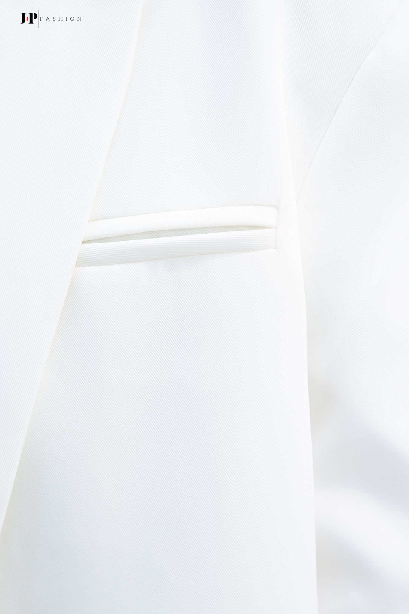 Khoác vest form rộng
