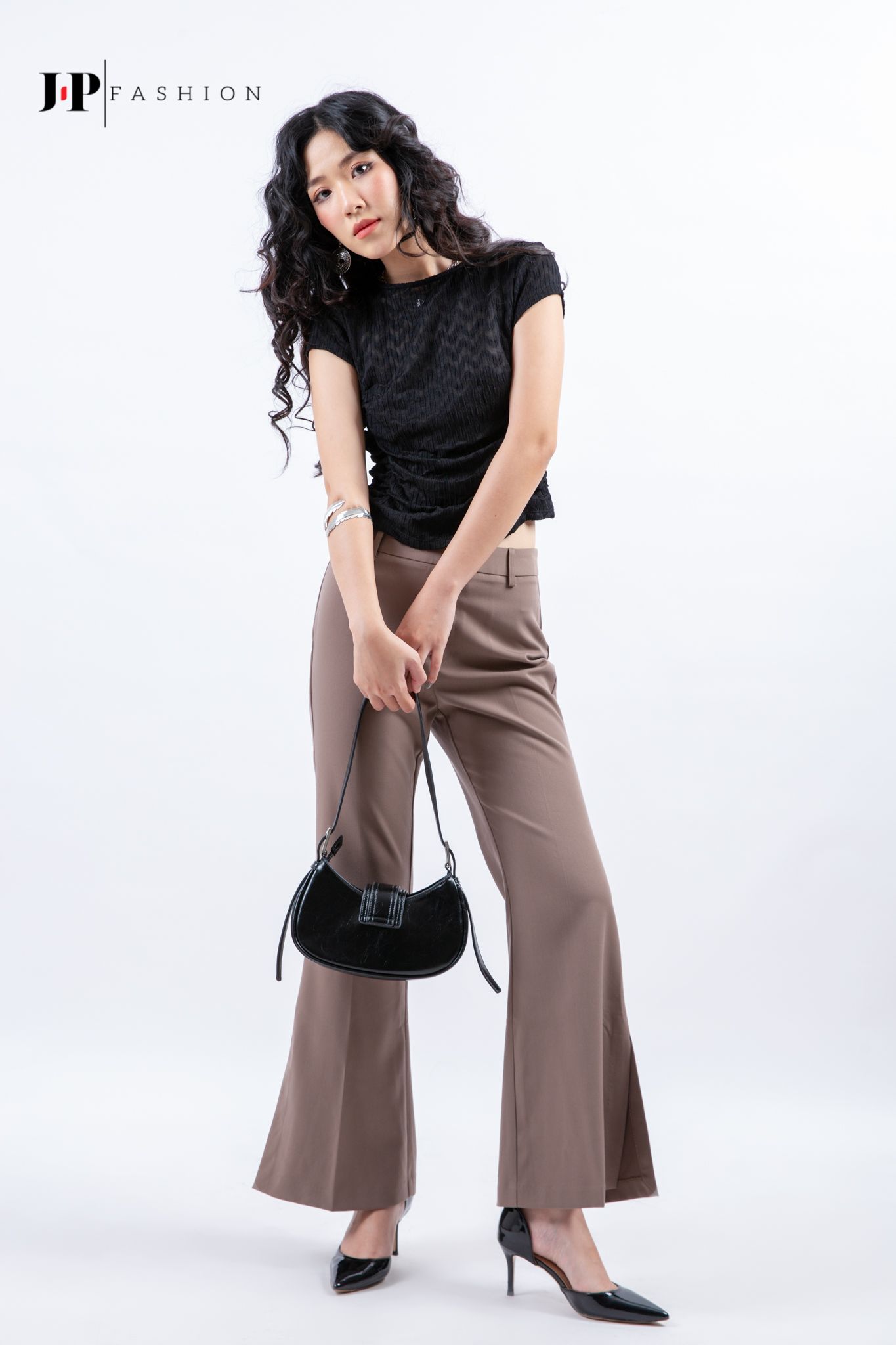 Áo thun kiểu ngắn tay