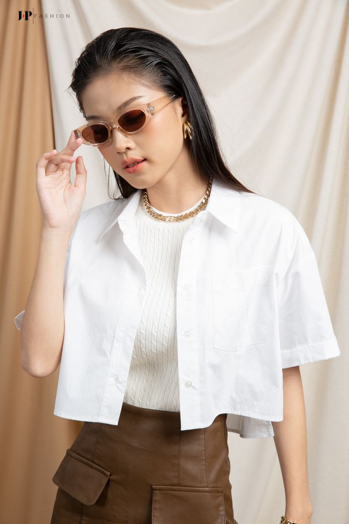Áo sơ mi croptop ngắn tay