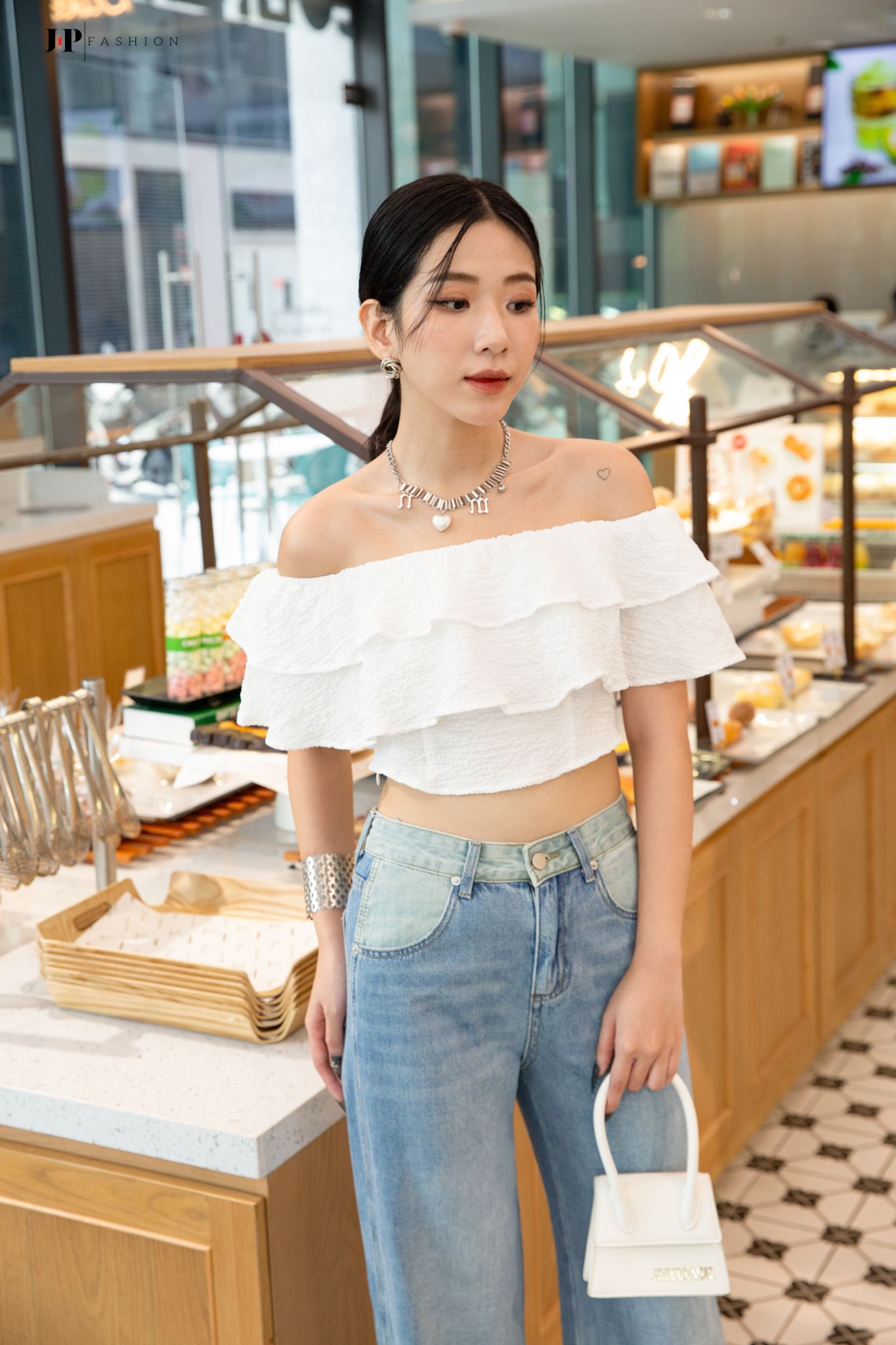 Áo kiểu bẹt vai