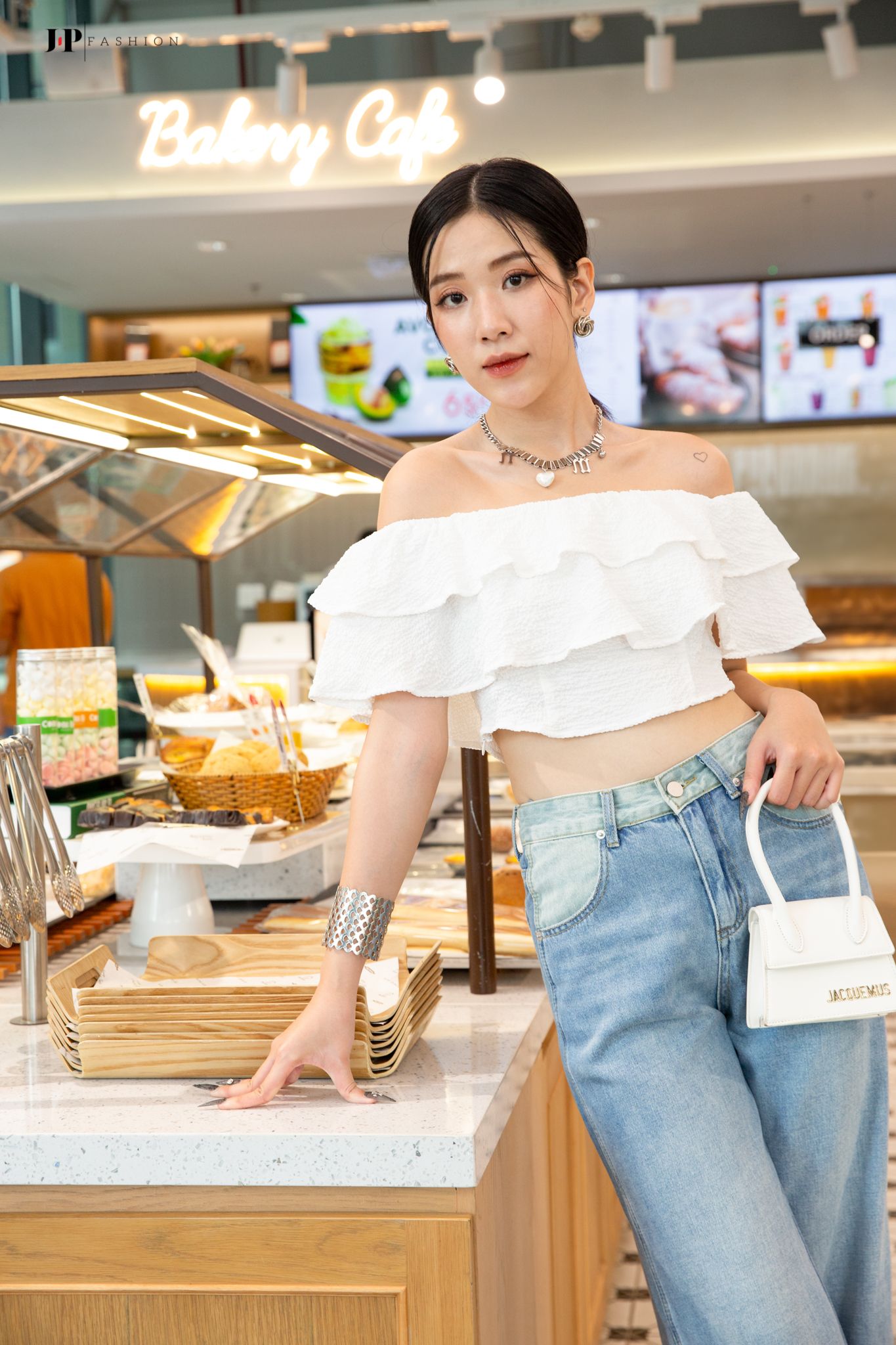 Áo kiểu bẹt vai