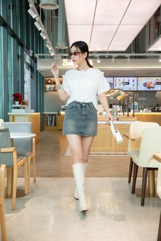 Áo sơ mi kiểu ngắn tay
