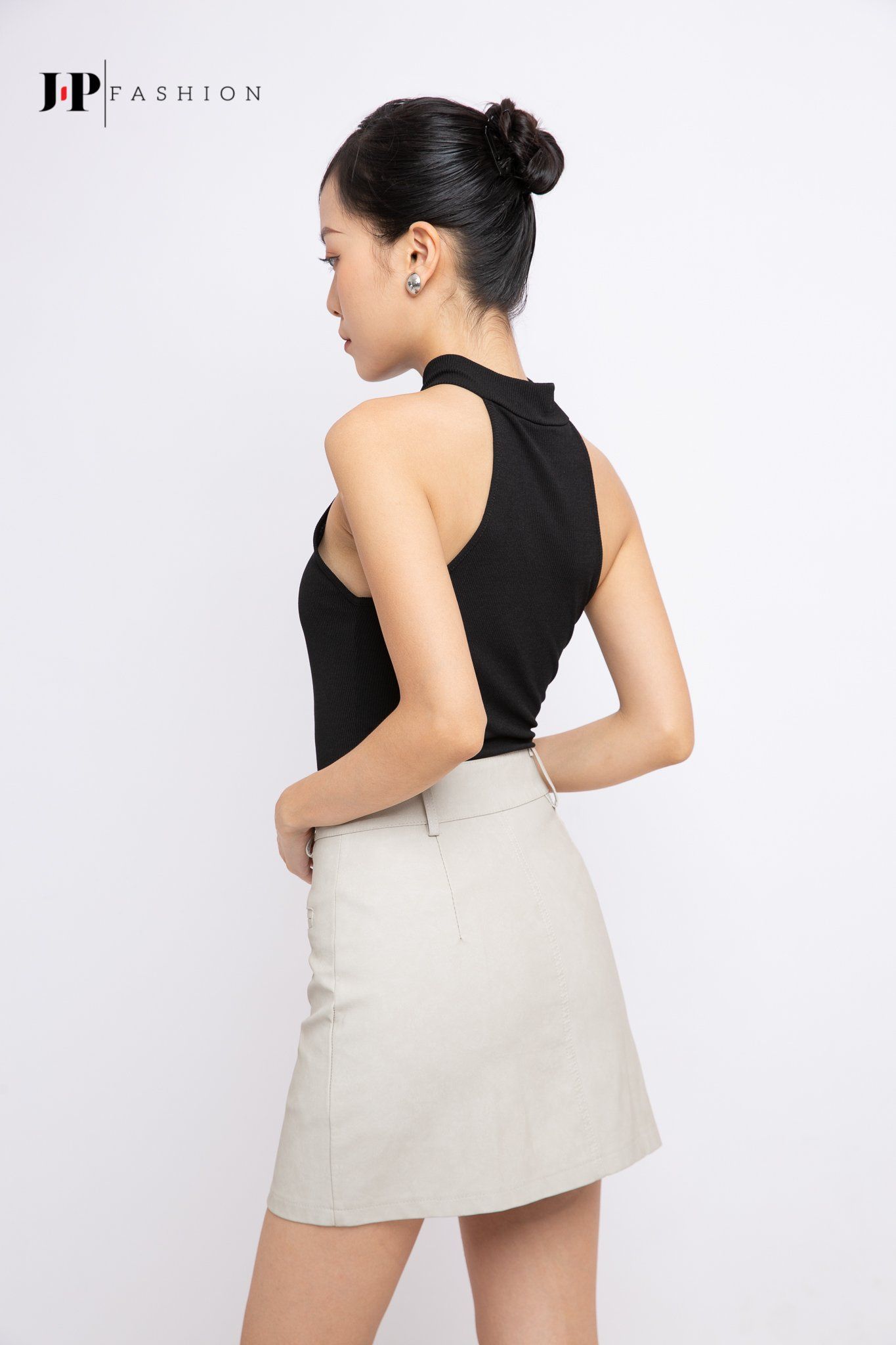 Áo thun cổ yếm 10208139