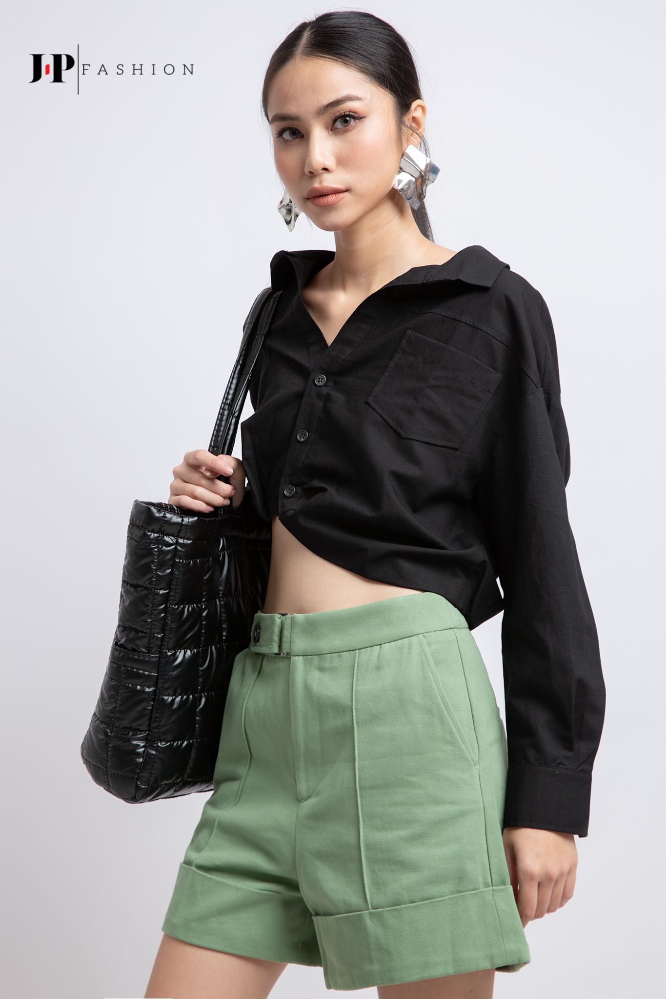 Quần short kaki