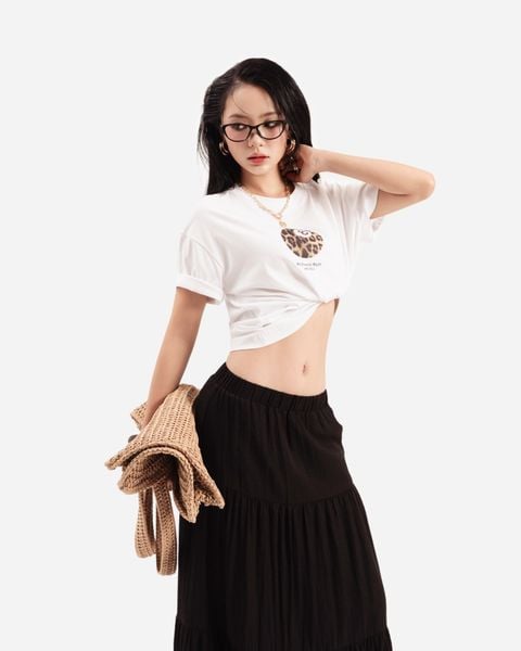 áo thun form rộng màu trắng