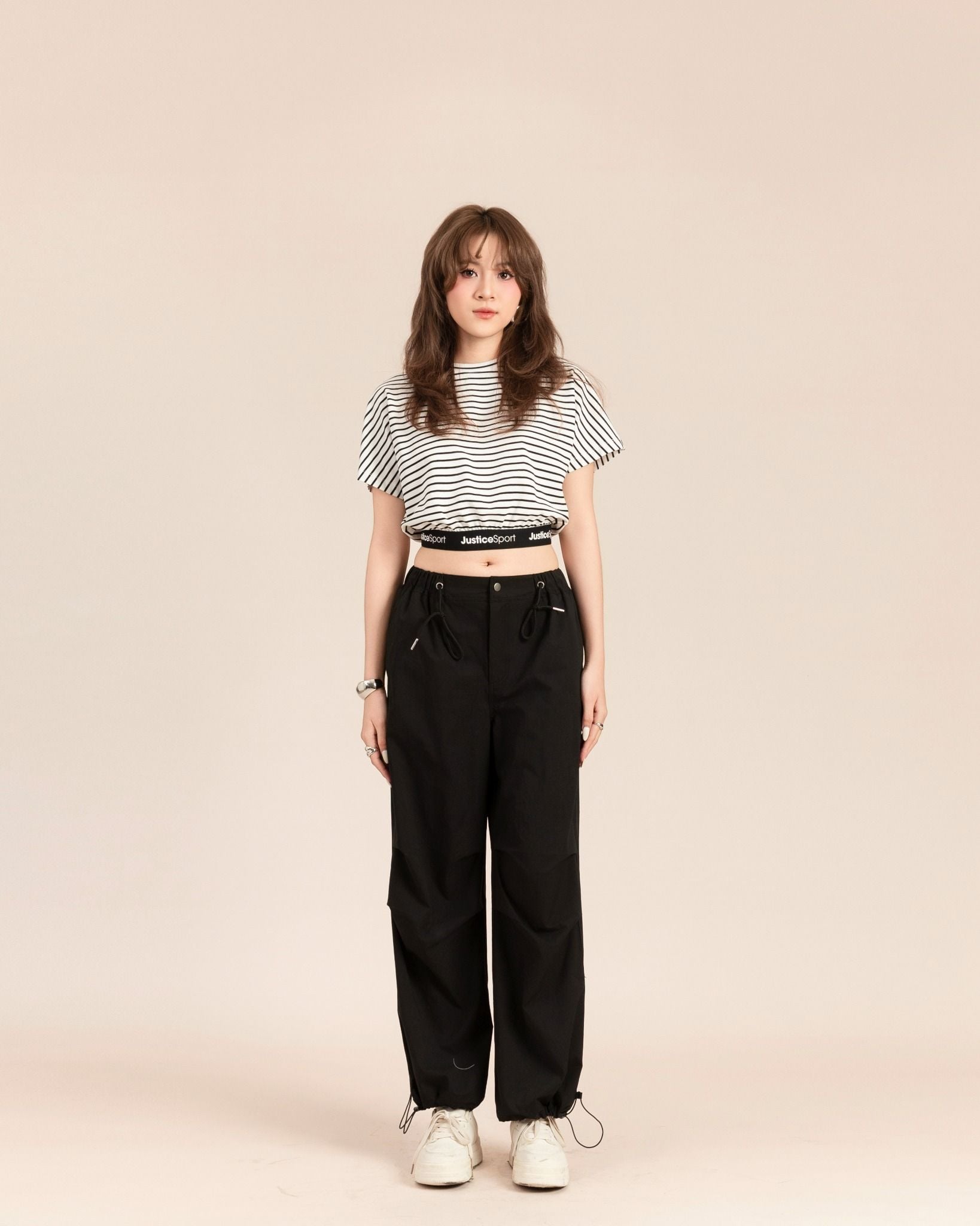 Quần Dù Ống Suông Dây Rút 19211802