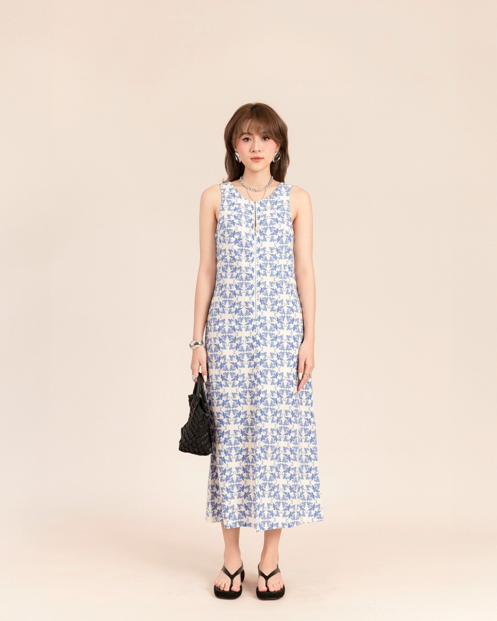 Đầm Linen Dáng Dài Khóa Kéo Xẻ Tà 11011828