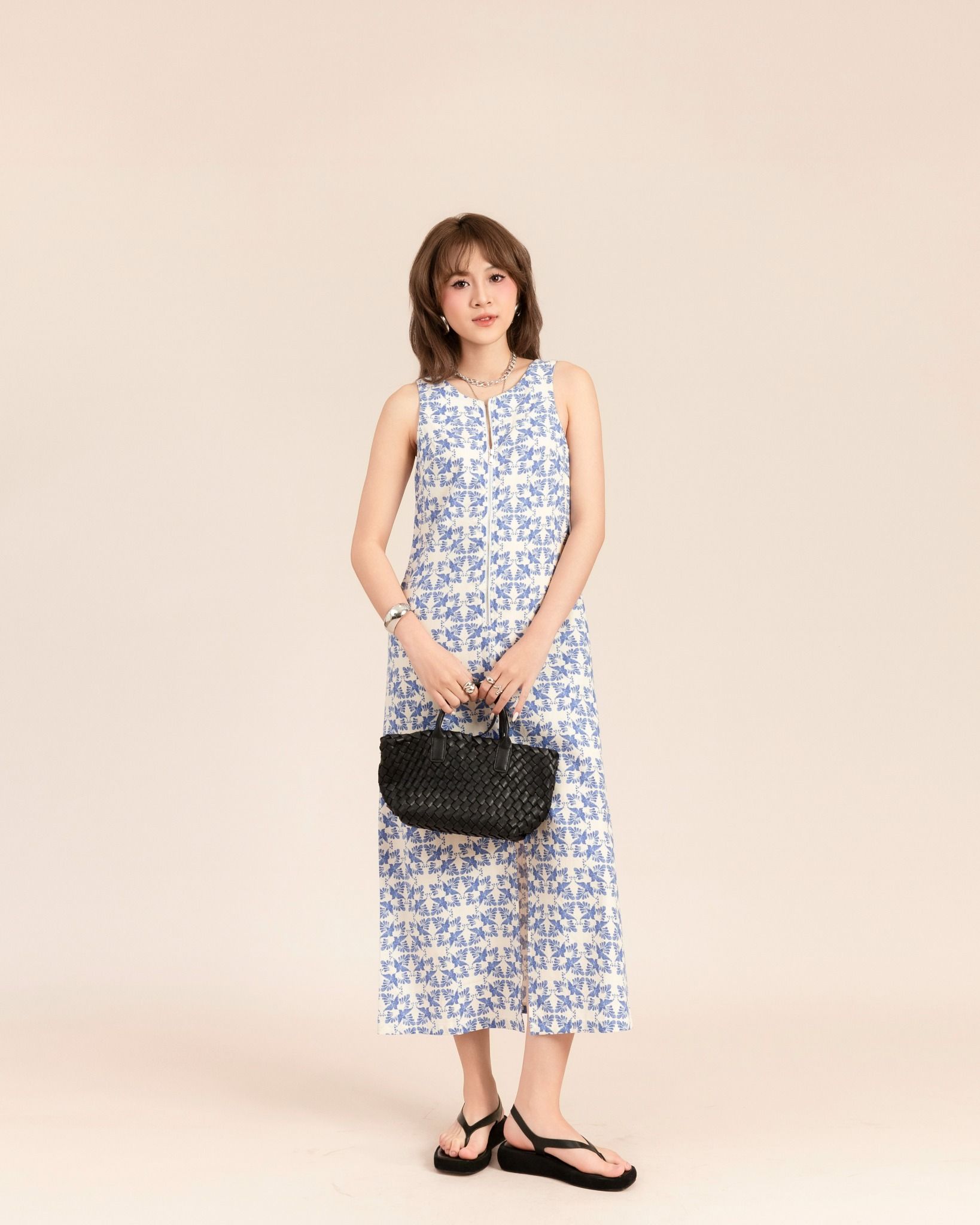 Đầm Linen Dáng Dài Khóa Kéo Xẻ Tà 11011828
