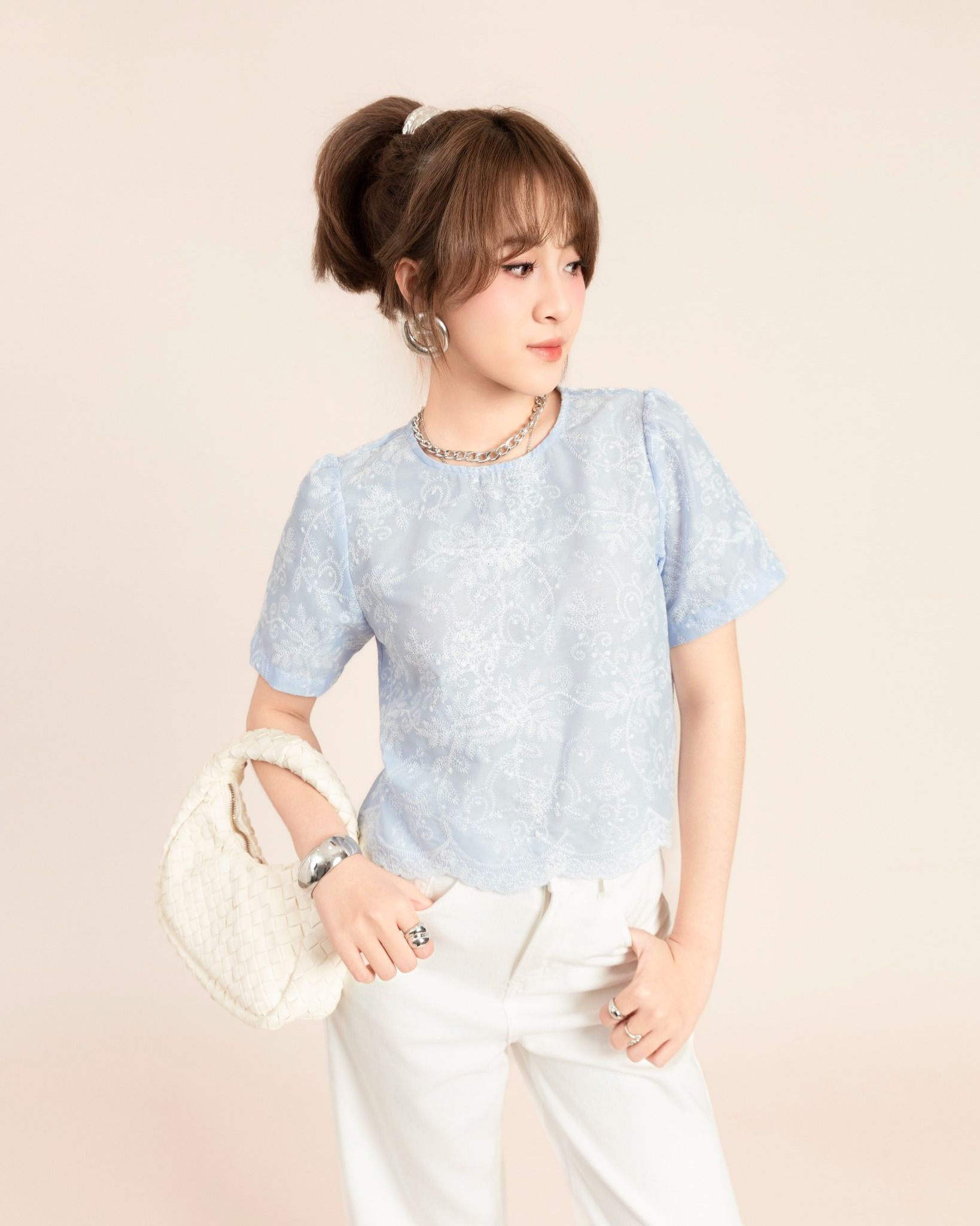 Sơ Mi Thô Thêu Cách Điệu 10611835