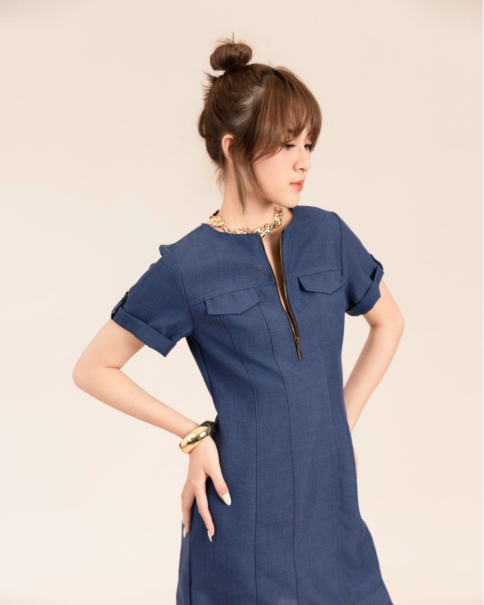Đầm Kaki Phối Khóa Kéo 11011851