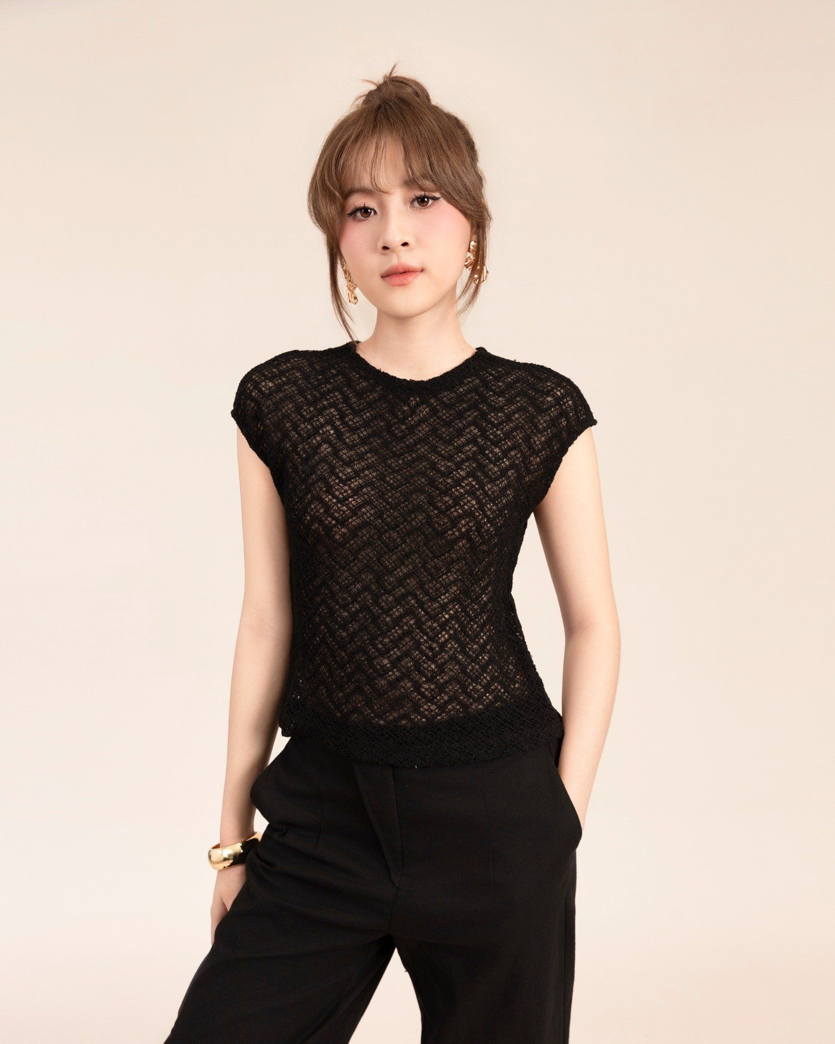 Áo Thun Vải Lưới Dệt Body 10211850