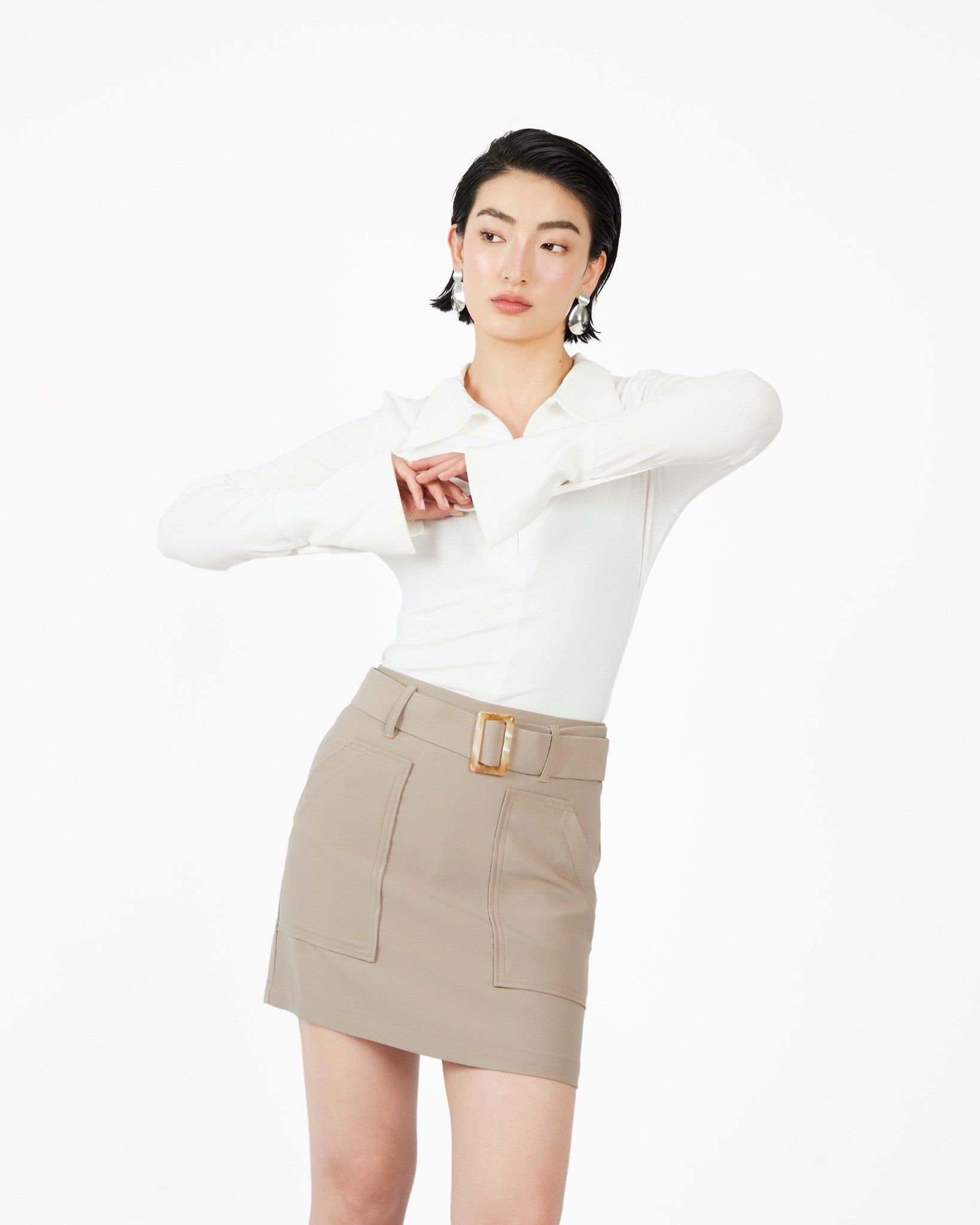 Chân Váy Ngắn Dáng Chữ A Phối Belt 17011677