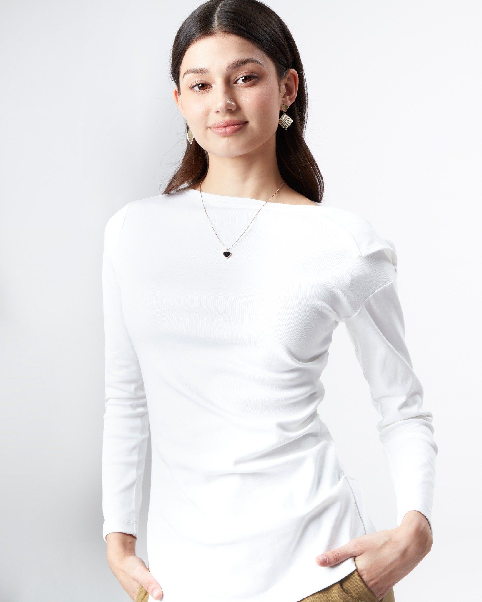Áo Thun Ôm Xẻ Tà Eo 10211519