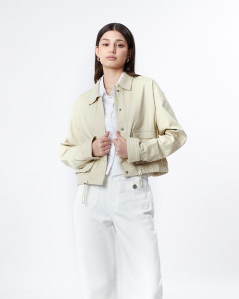 khoác croptop túi hộp màu kem