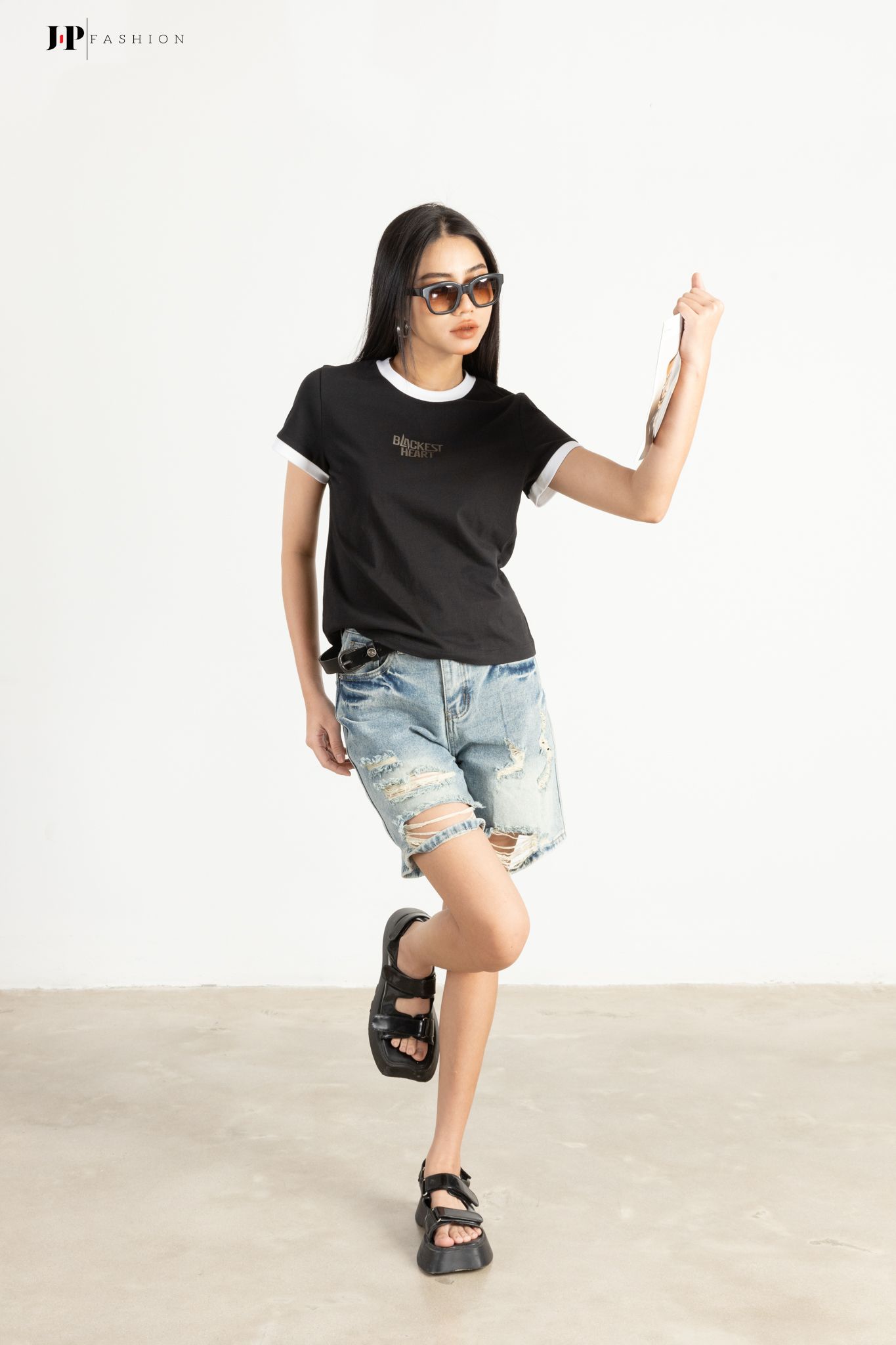 Áo Thun Form Vừa 10209734