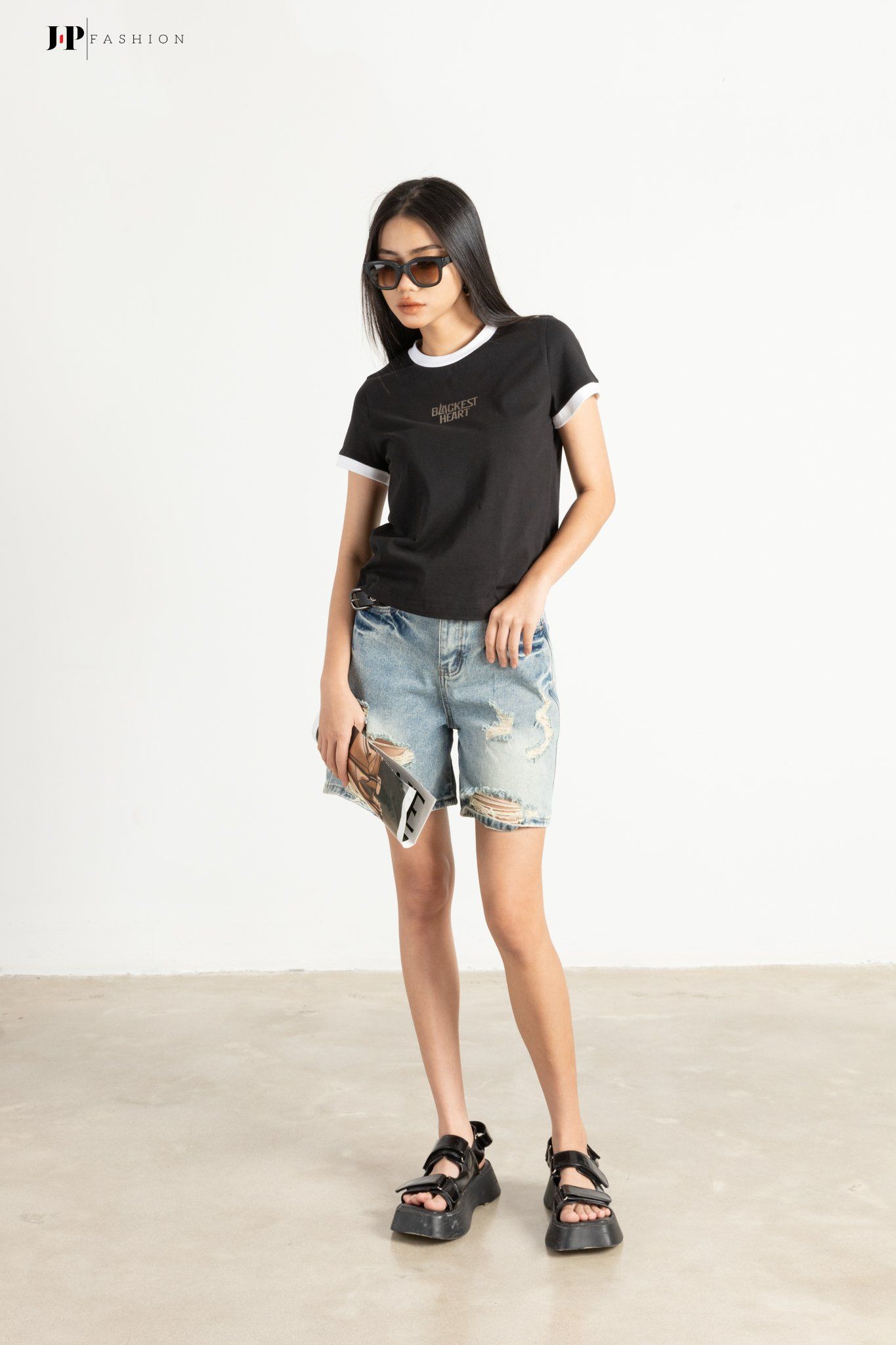 Áo Thun Form Vừa 10209734
