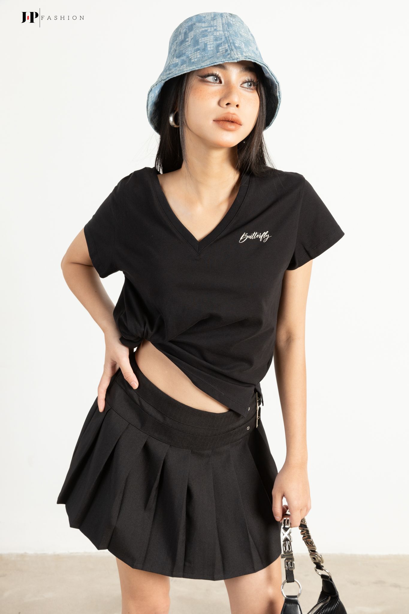 Áo Thun Cổ V 10209887