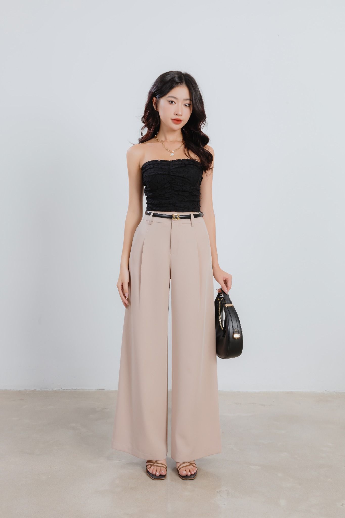 Quần Ống Rộng Kaki 19010049