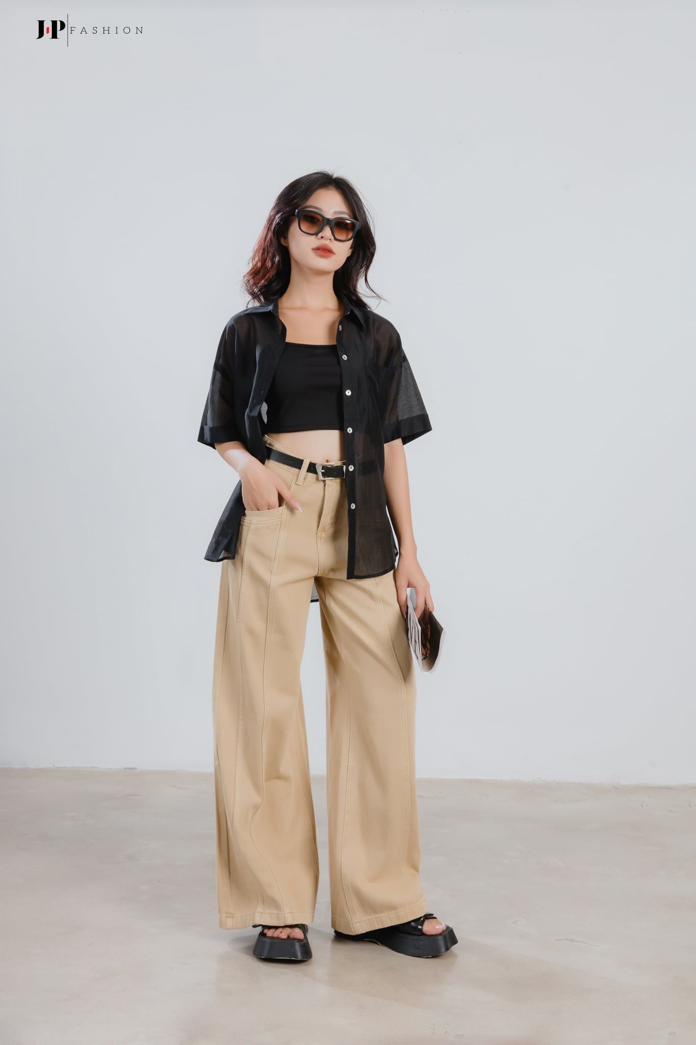 Quần Ống Rộng Kaki 19109880