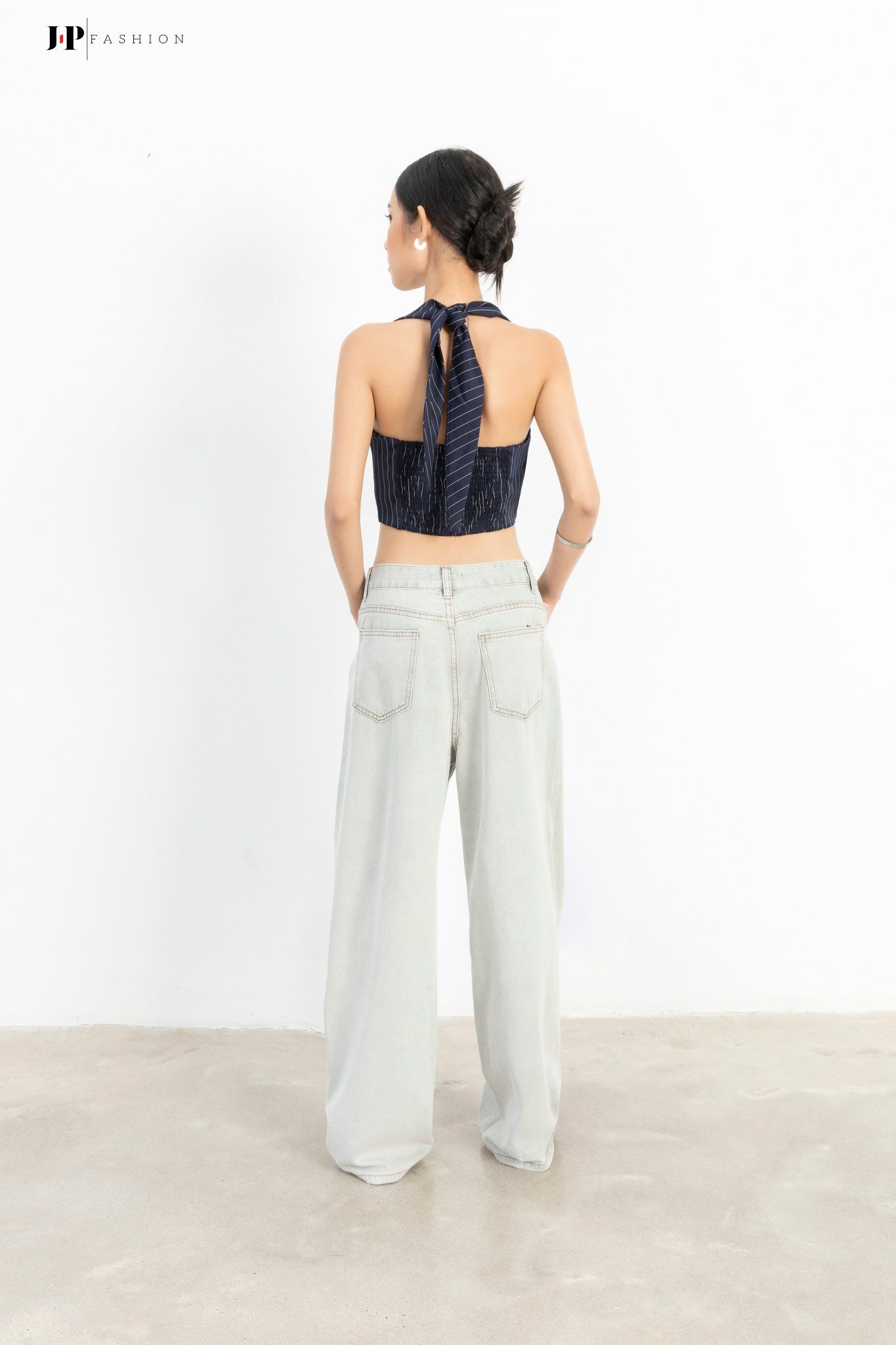Áo Cổ Yếm Cột Dây 10510242