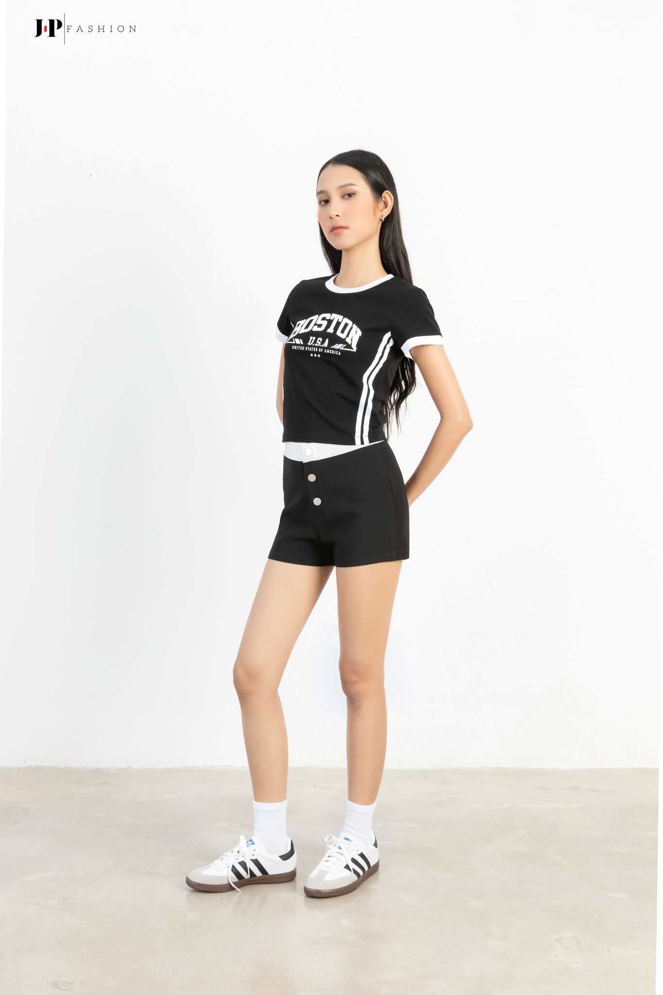 Quần Short Ngắn 15010239