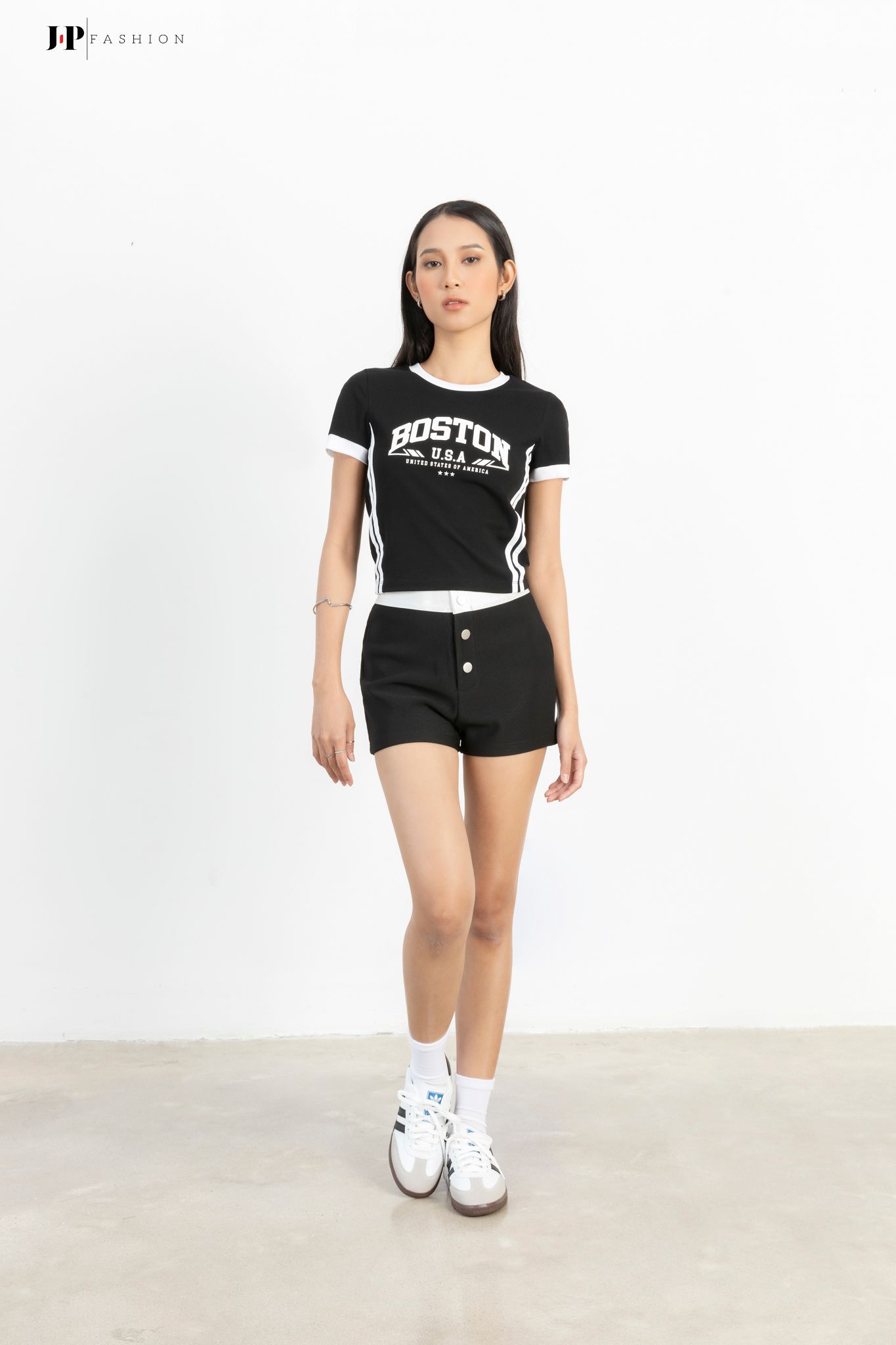 Quần Short Ngắn 15010239