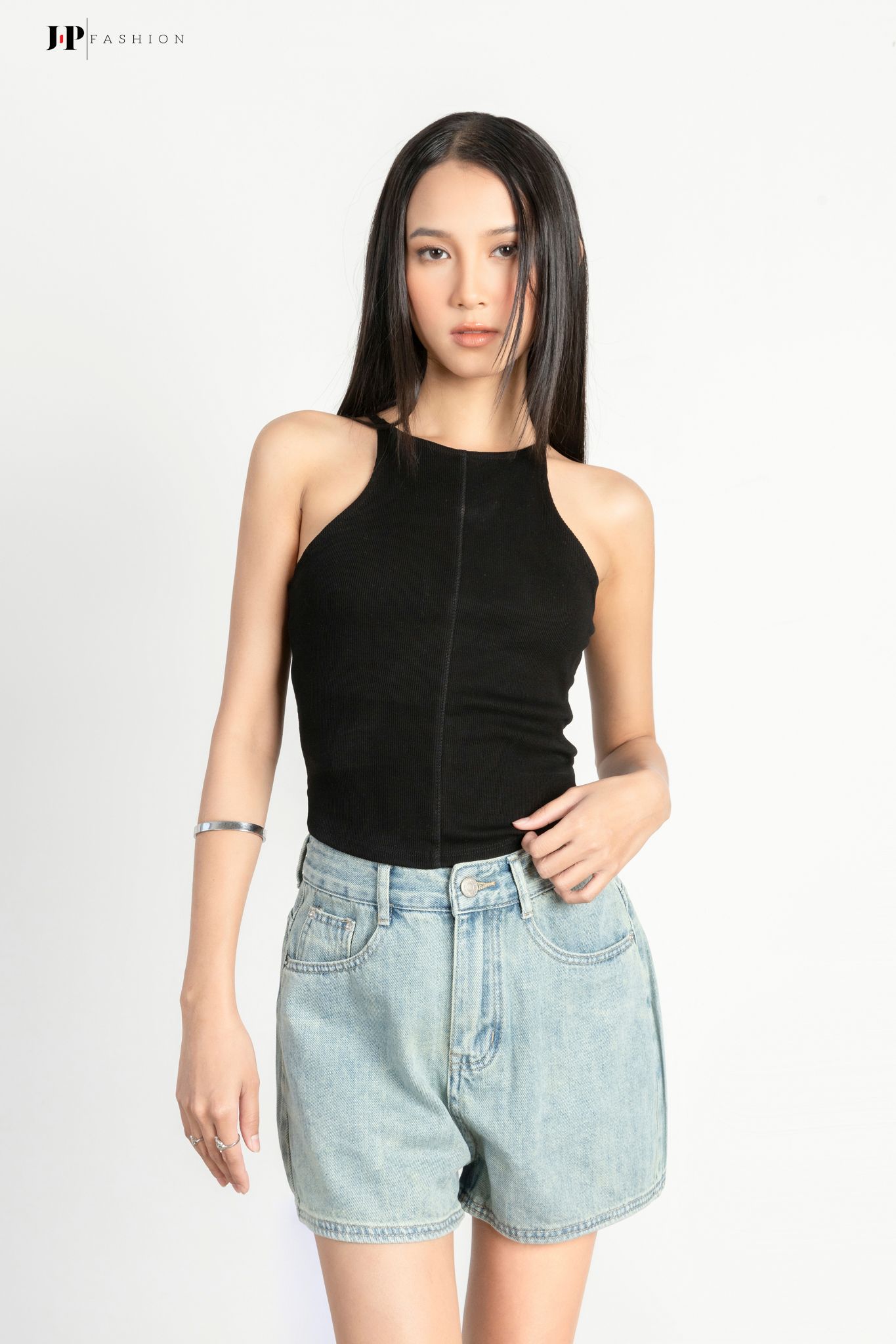 Quần Short Ngắn 15010232