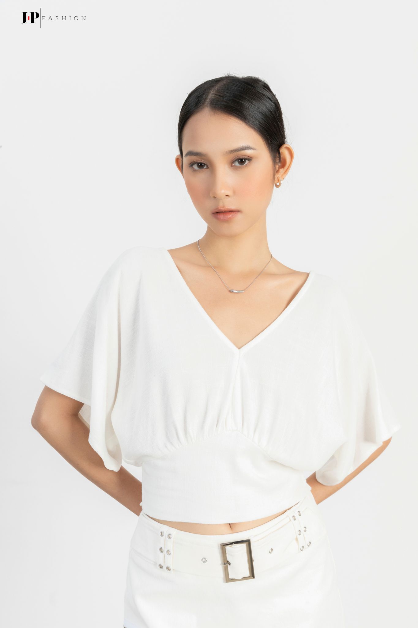 Sơ Mi Cổ V 10610107